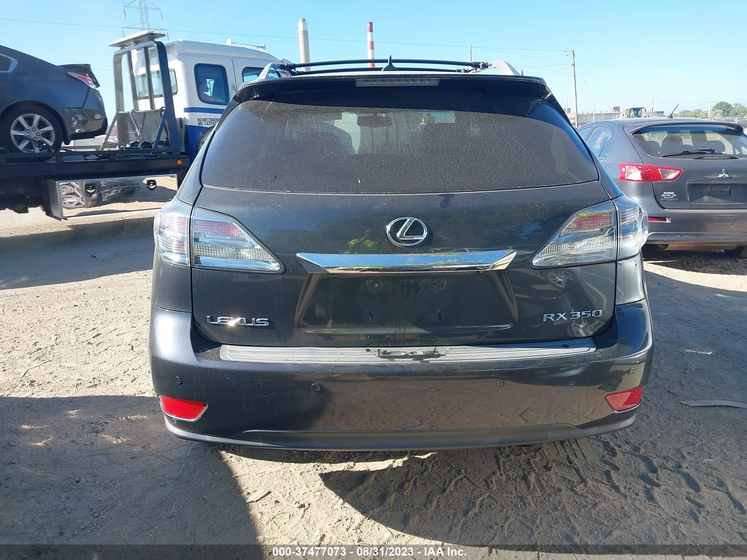 Photo 16 VIN: 2T2BK1BA2AC073839 - LEXUS RX 