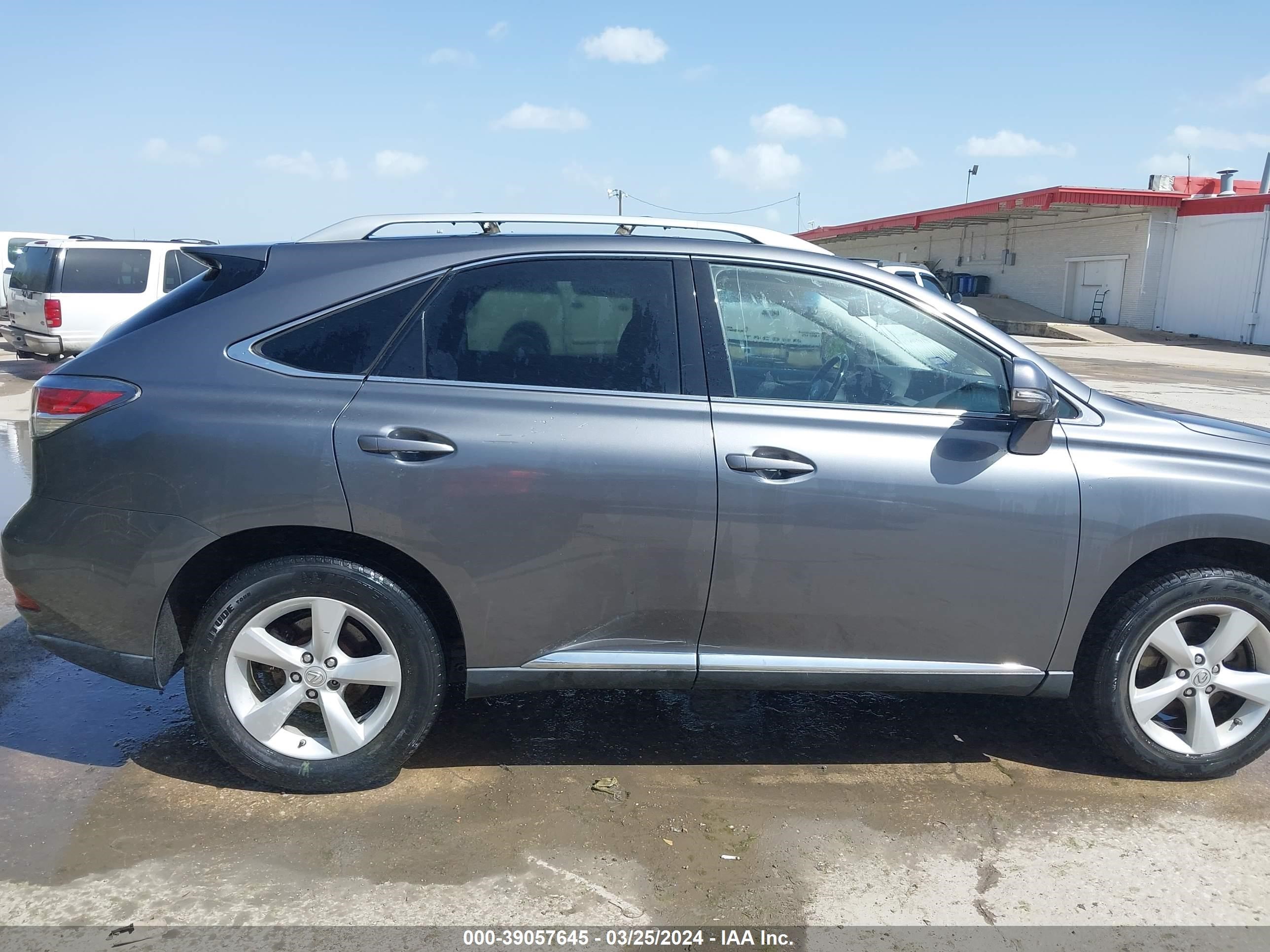 Photo 12 VIN: 2T2BK1BA2DC192110 - LEXUS RX 