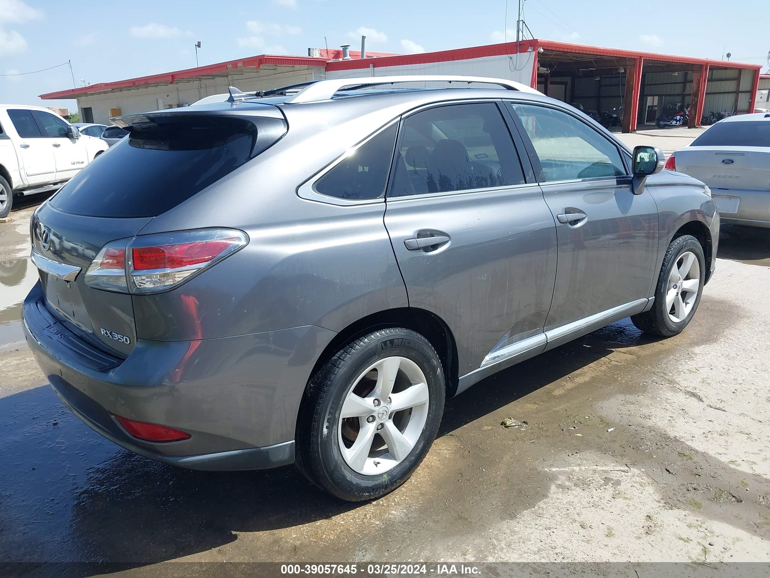 Photo 3 VIN: 2T2BK1BA2DC192110 - LEXUS RX 