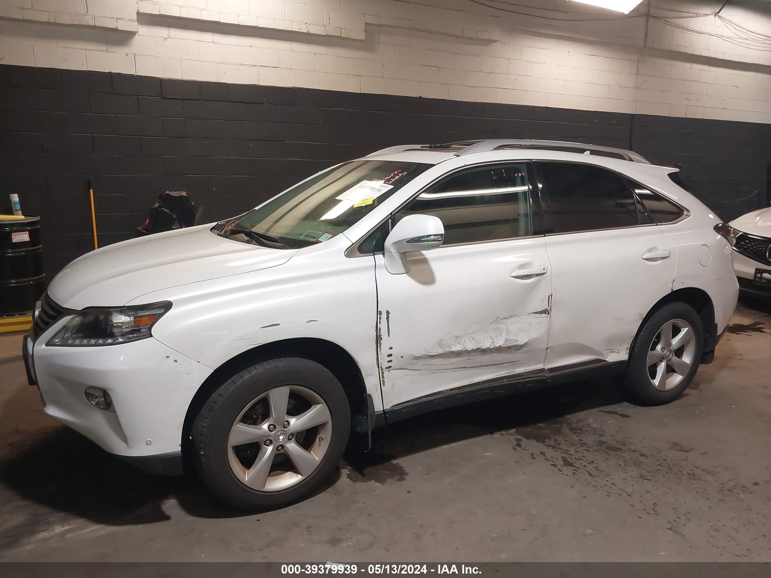 Photo 5 VIN: 2T2BK1BA2DC216731 - LEXUS RX 