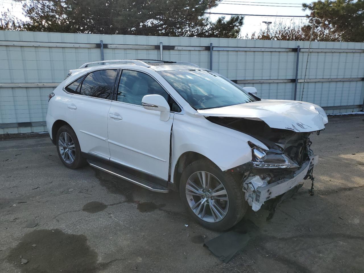 Photo 3 VIN: 2T2BK1BA2FC315715 - LEXUS RX 