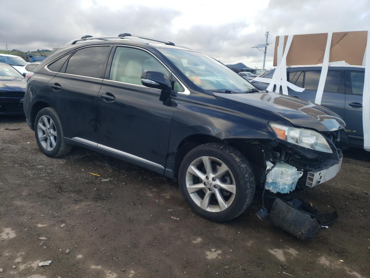 Photo 3 VIN: 2T2BK1BA3AC015593 - LEXUS RX 