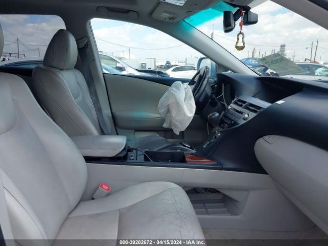 Photo 4 VIN: 2T2BK1BA3AC061019 - LEXUS RX 