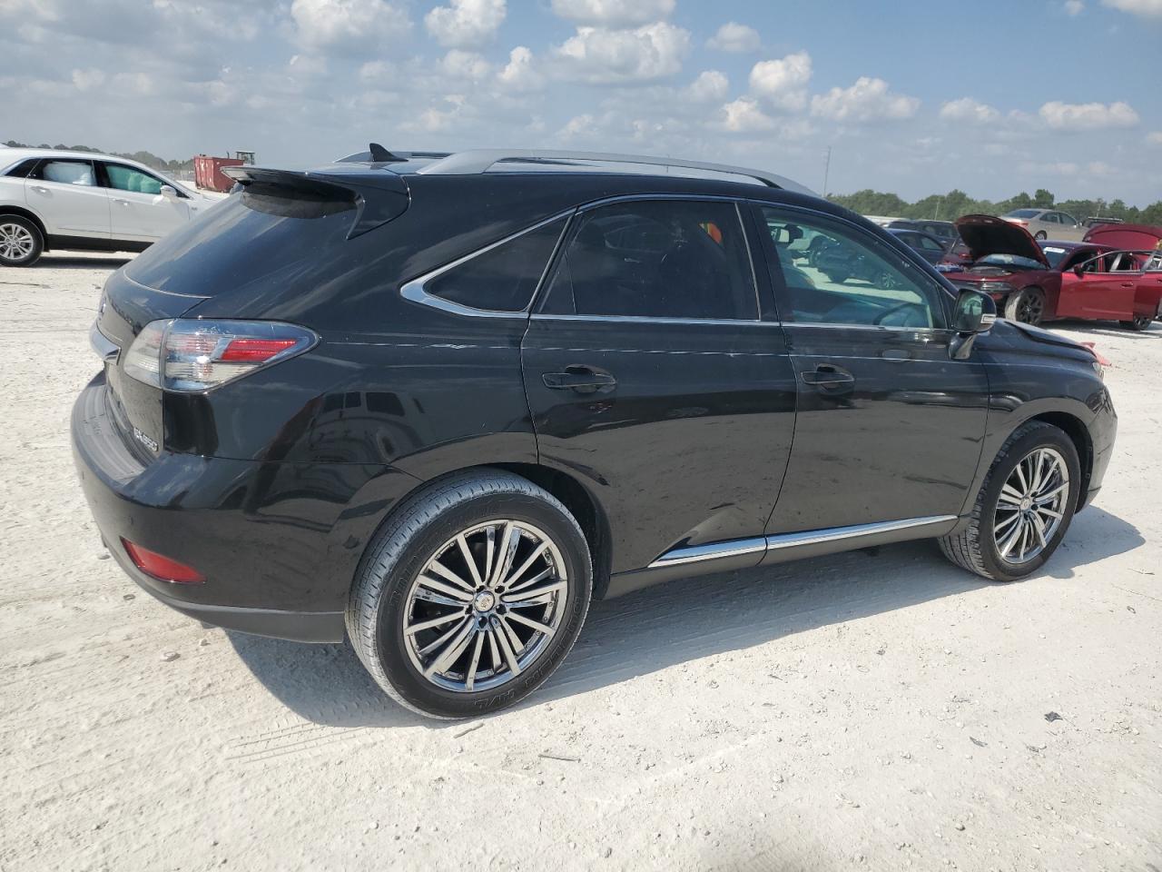 Photo 2 VIN: 2T2BK1BA3BC104713 - LEXUS RX 