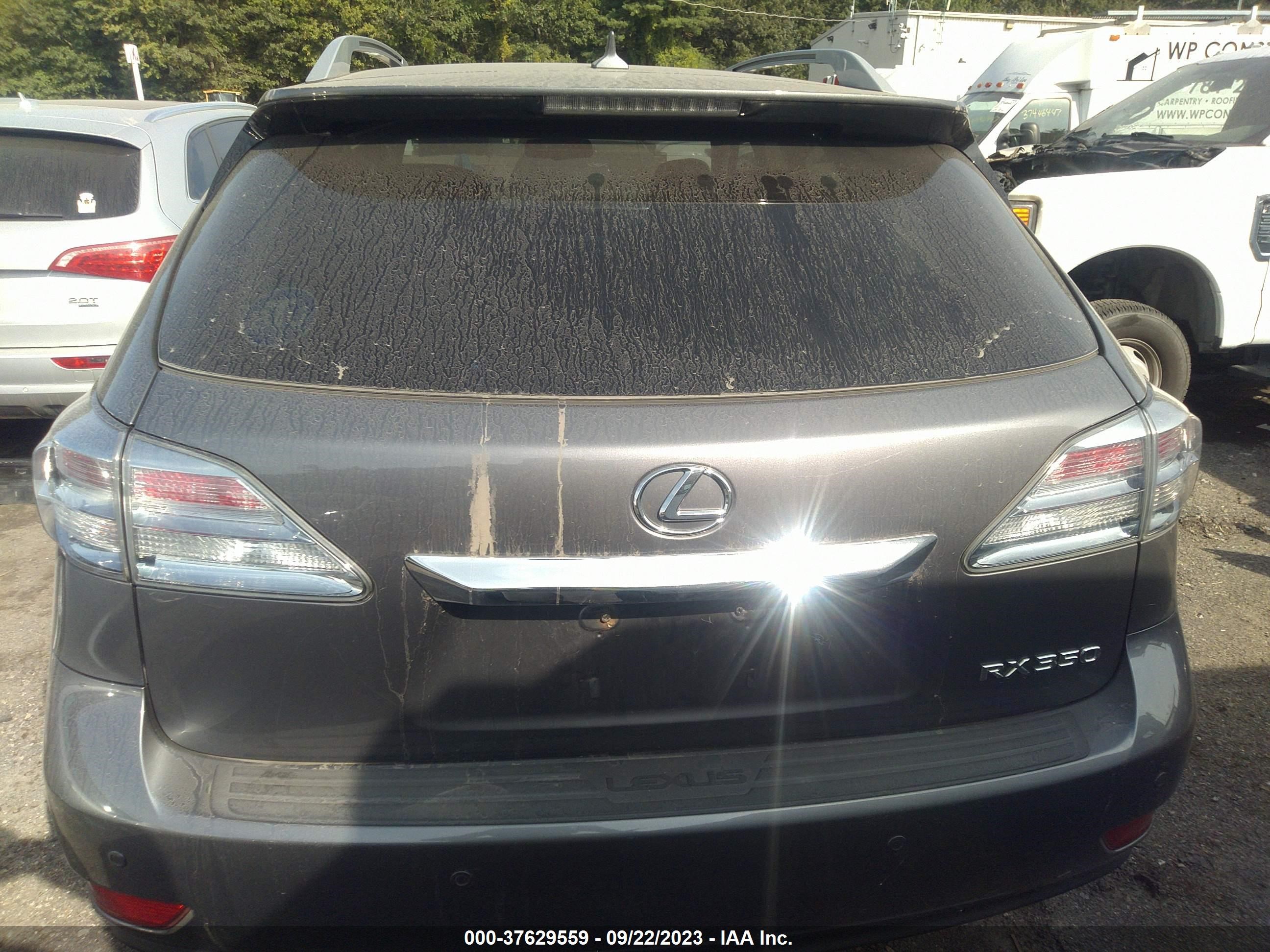 Photo 15 VIN: 2T2BK1BA3CC137096 - LEXUS RX 