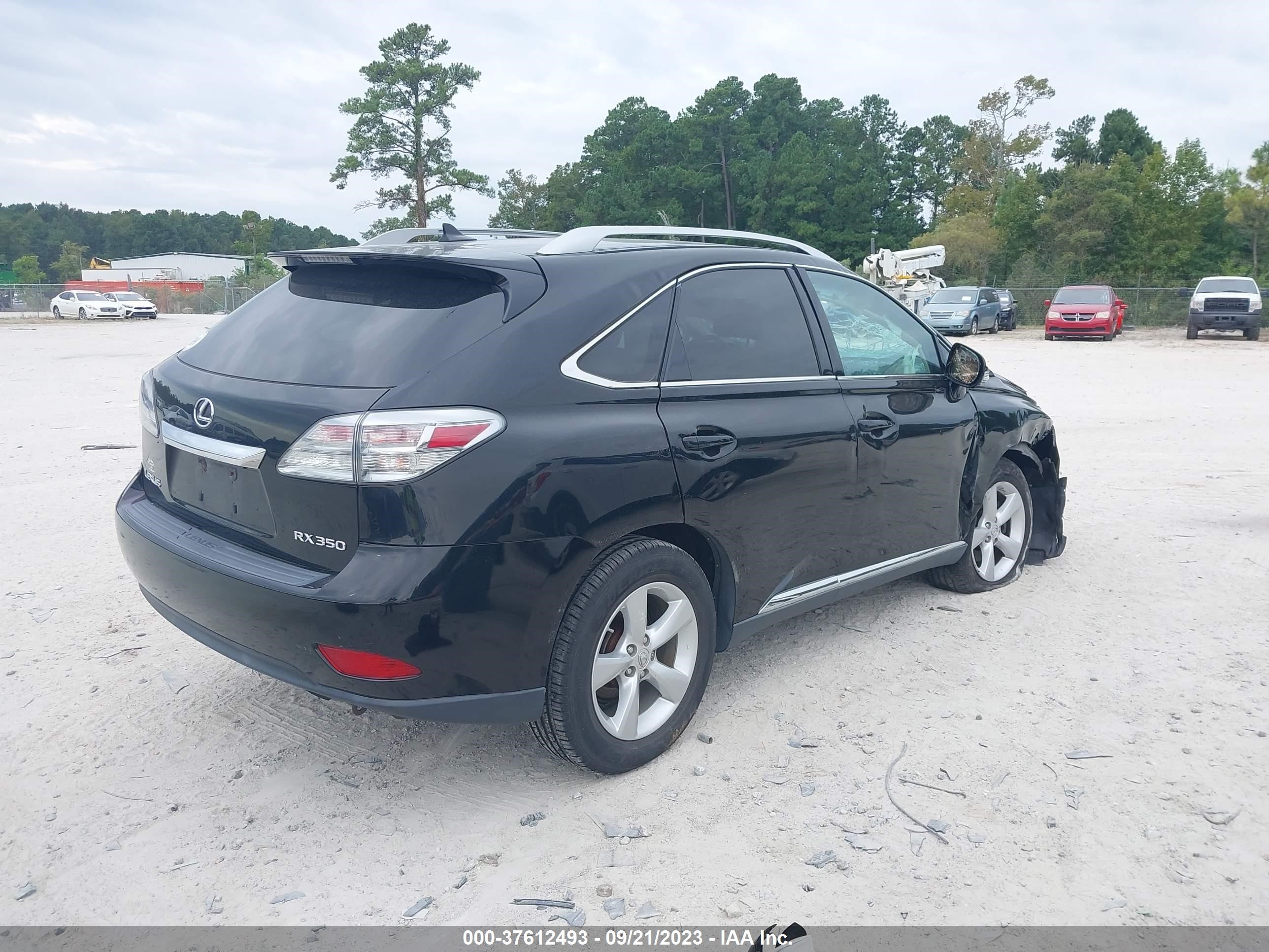 Photo 3 VIN: 2T2BK1BA4AC011701 - LEXUS RX 