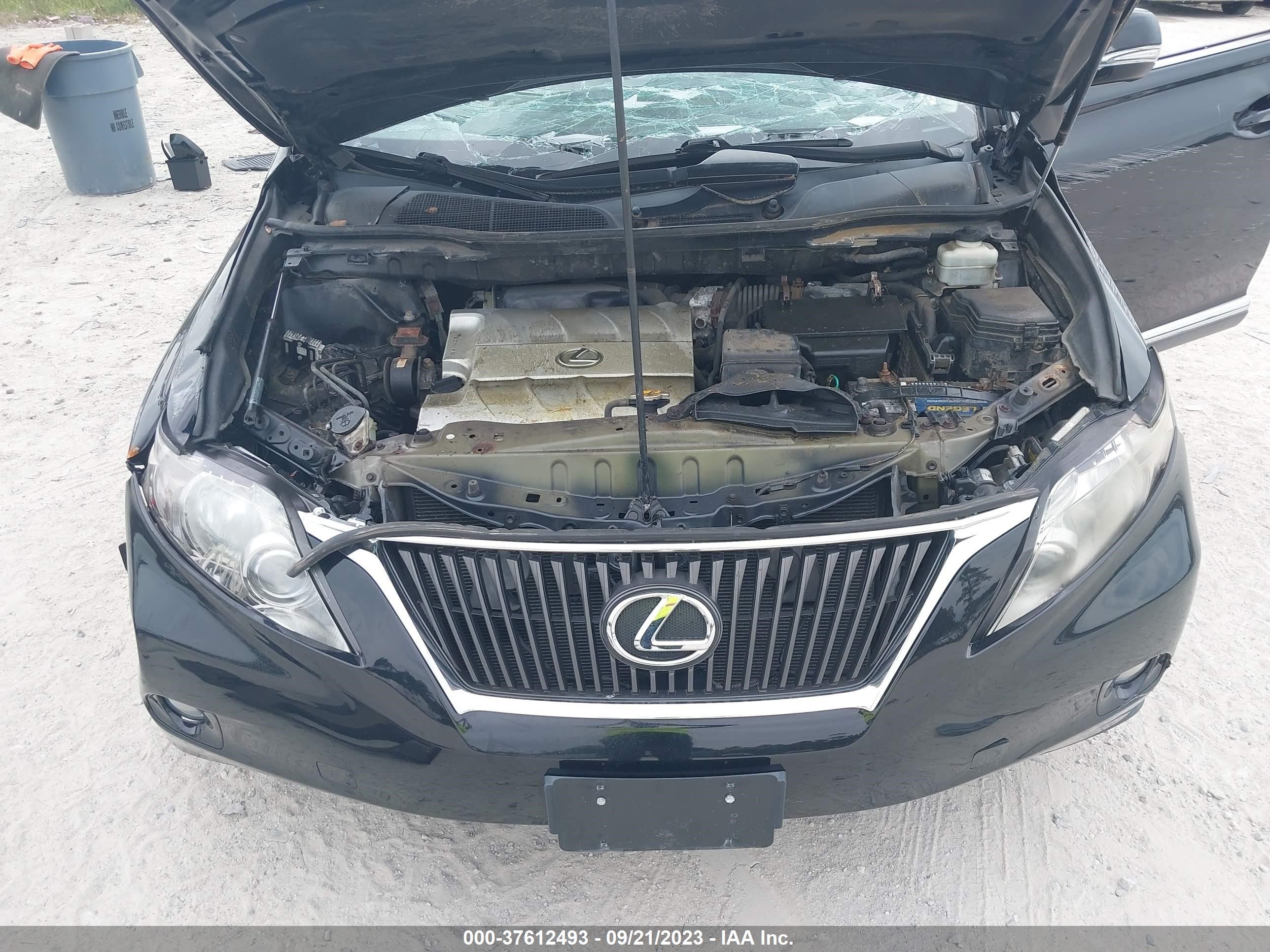 Photo 9 VIN: 2T2BK1BA4AC011701 - LEXUS RX 