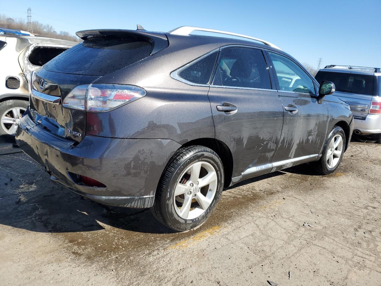 Photo 2 VIN: 2T2BK1BA4AC059473 - LEXUS RX 