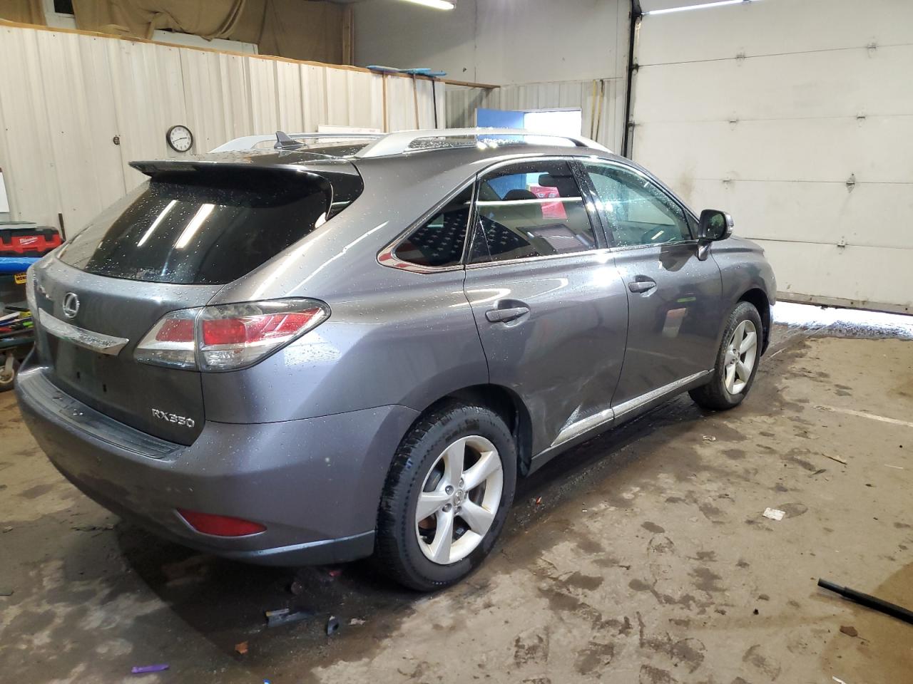 Photo 2 VIN: 2T2BK1BA4DC205777 - LEXUS RX 