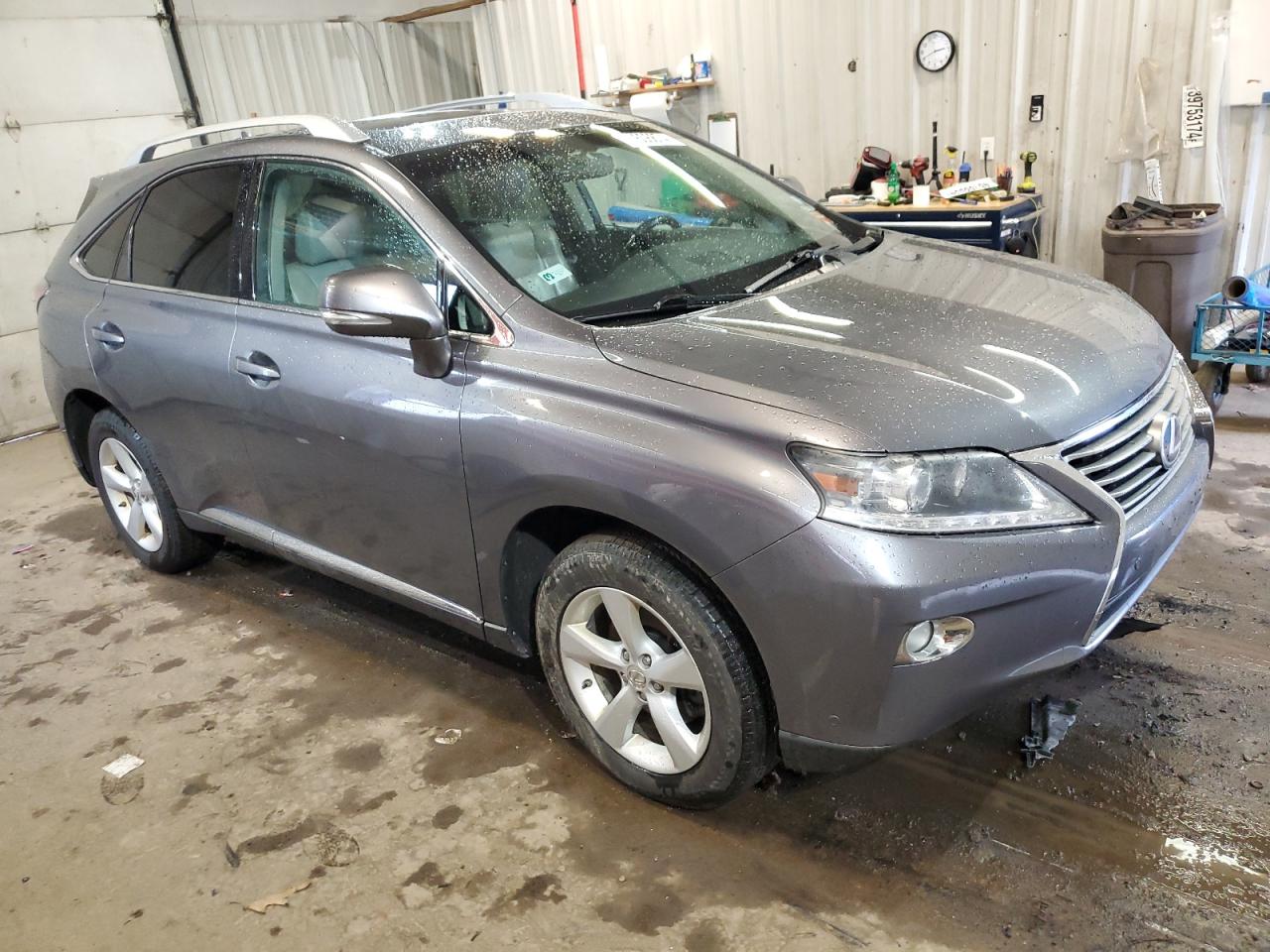 Photo 3 VIN: 2T2BK1BA4DC205777 - LEXUS RX 