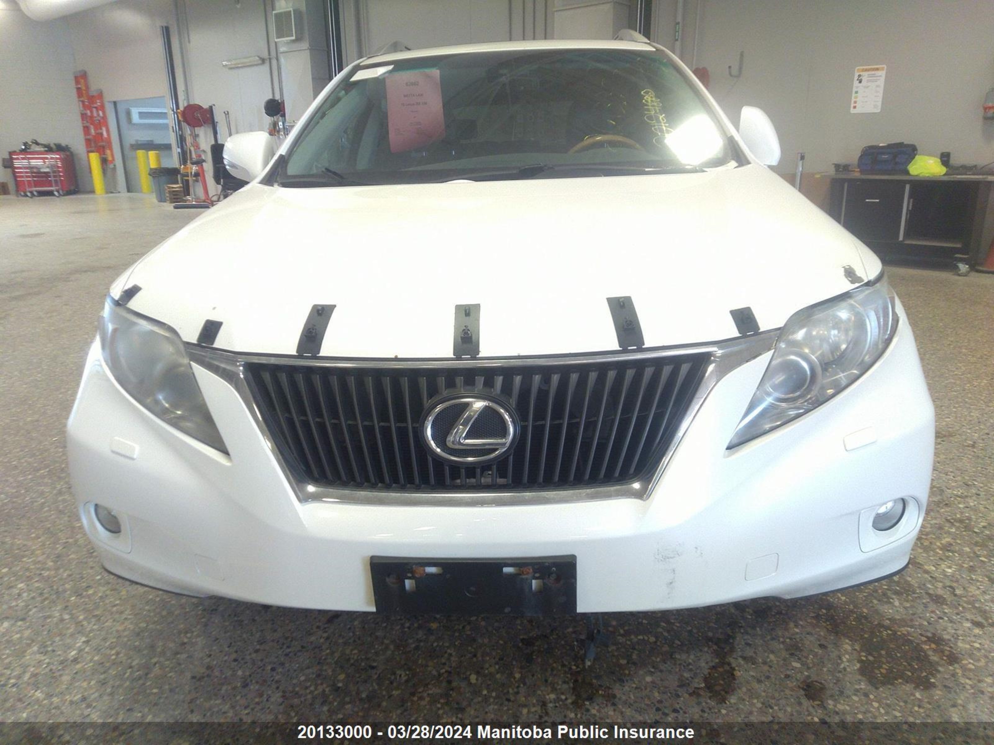 Photo 11 VIN: 2T2BK1BA5AC016387 - LEXUS RX 