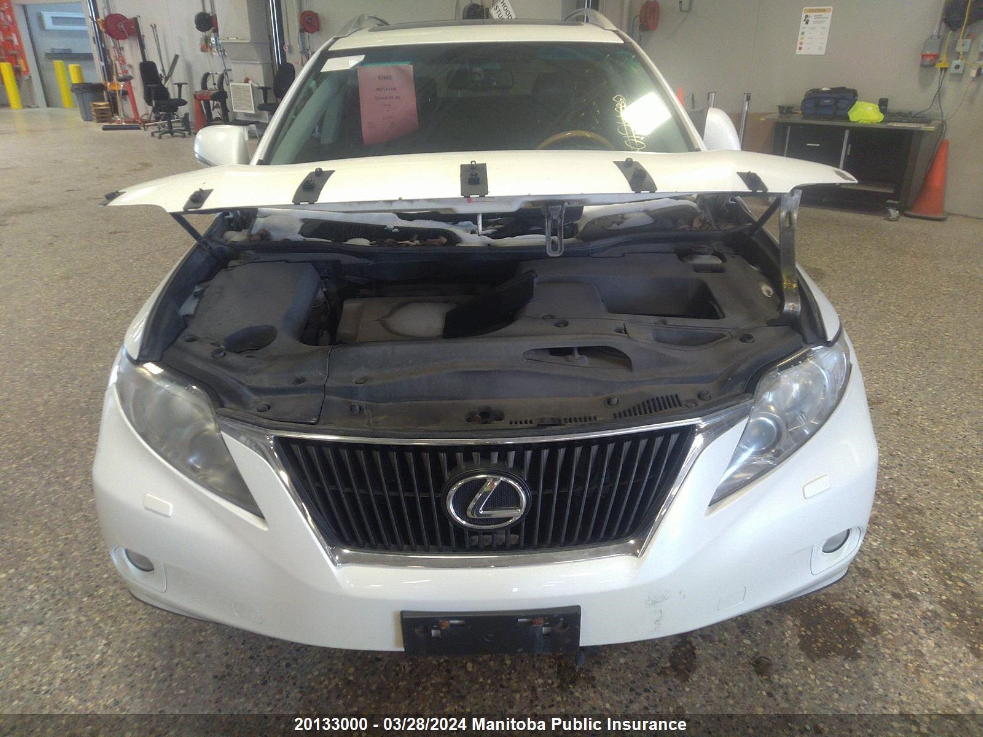 Photo 9 VIN: 2T2BK1BA5AC016387 - LEXUS RX 