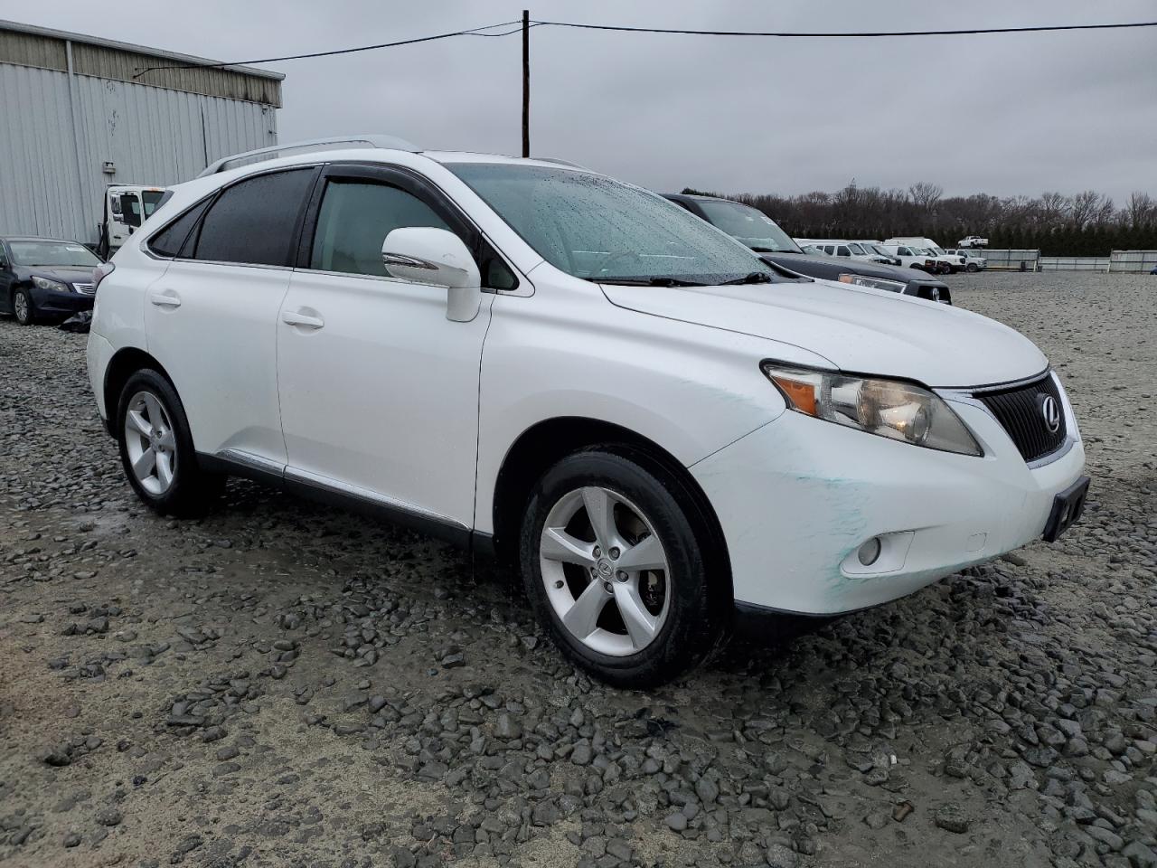 Photo 3 VIN: 2T2BK1BA5BC092757 - LEXUS RX 