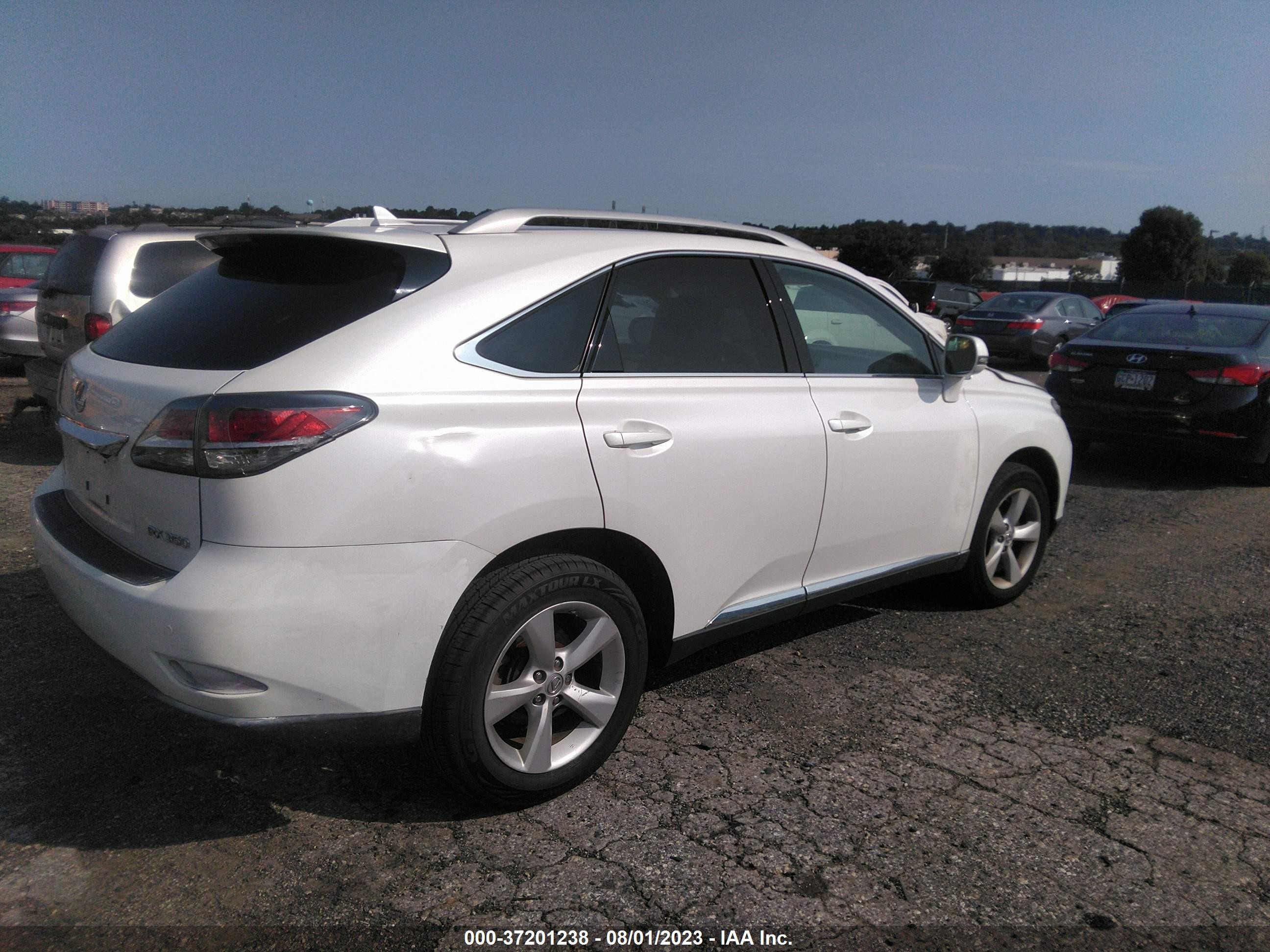 Photo 3 VIN: 2T2BK1BA5DC206470 - LEXUS RX 