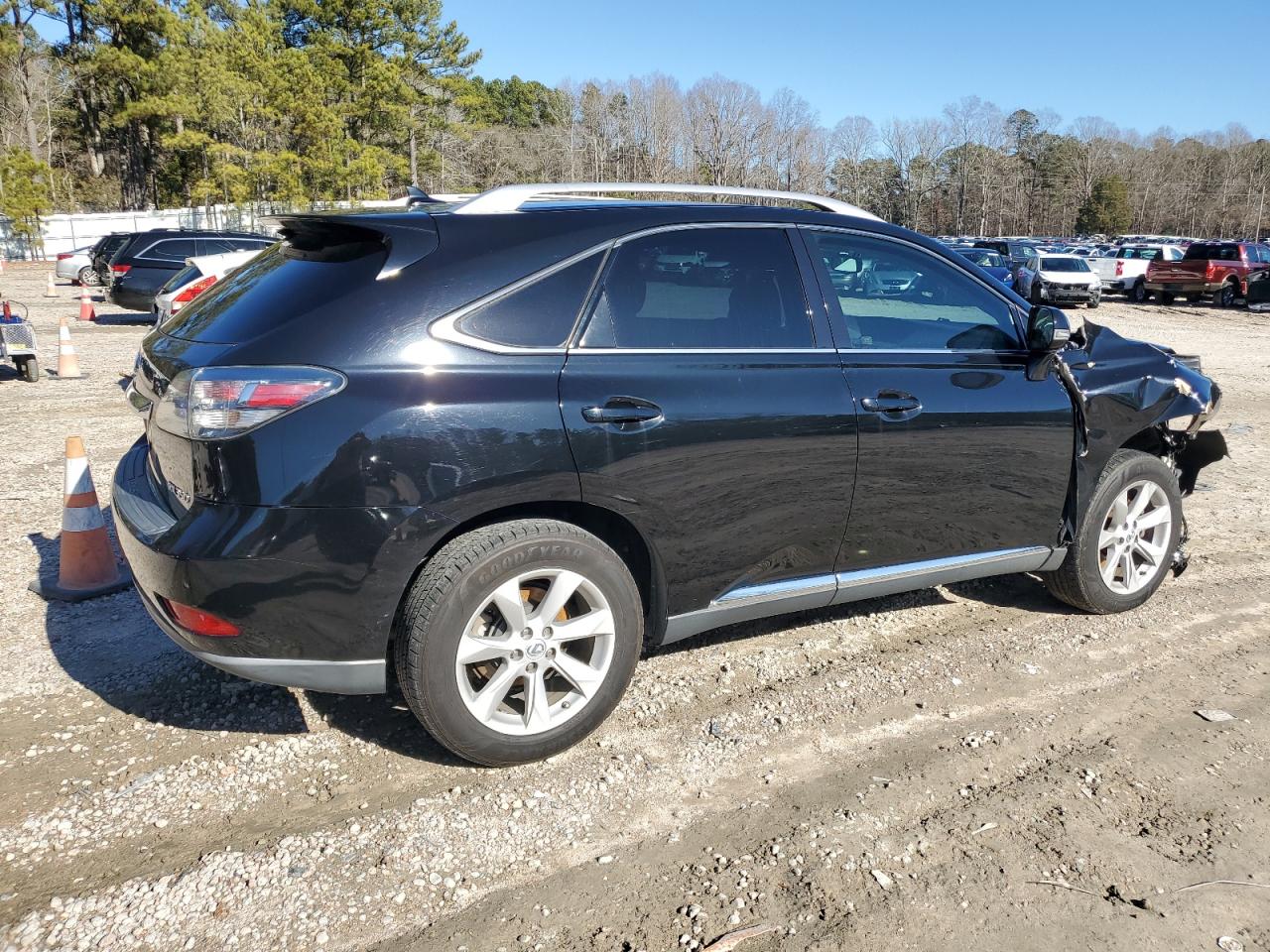 Photo 2 VIN: 2T2BK1BA6AC003518 - LEXUS RX 