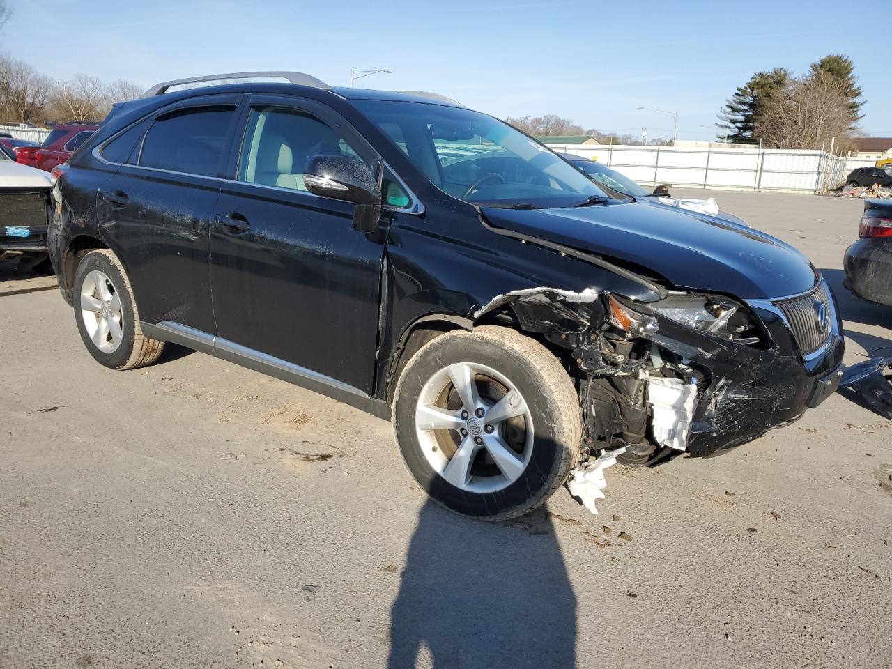 Photo 3 VIN: 2T2BK1BA6AC012025 - LEXUS RX 