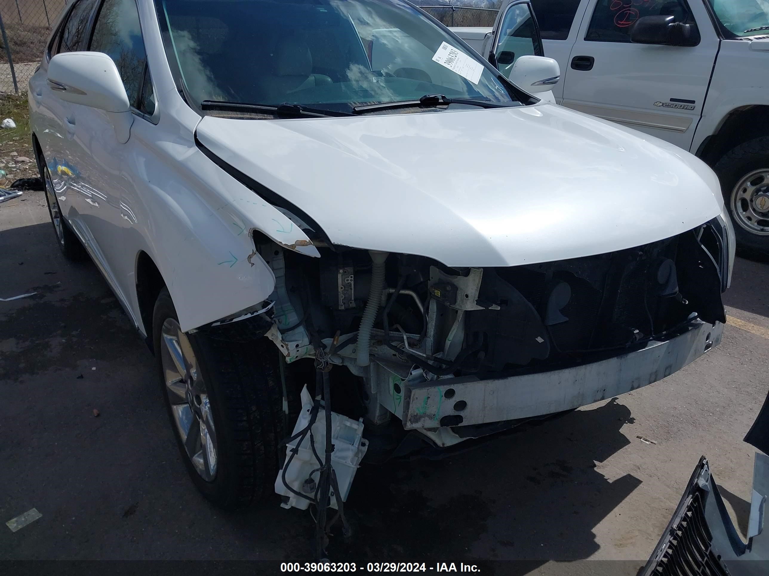 Photo 5 VIN: 2T2BK1BA6AC041007 - LEXUS RX 