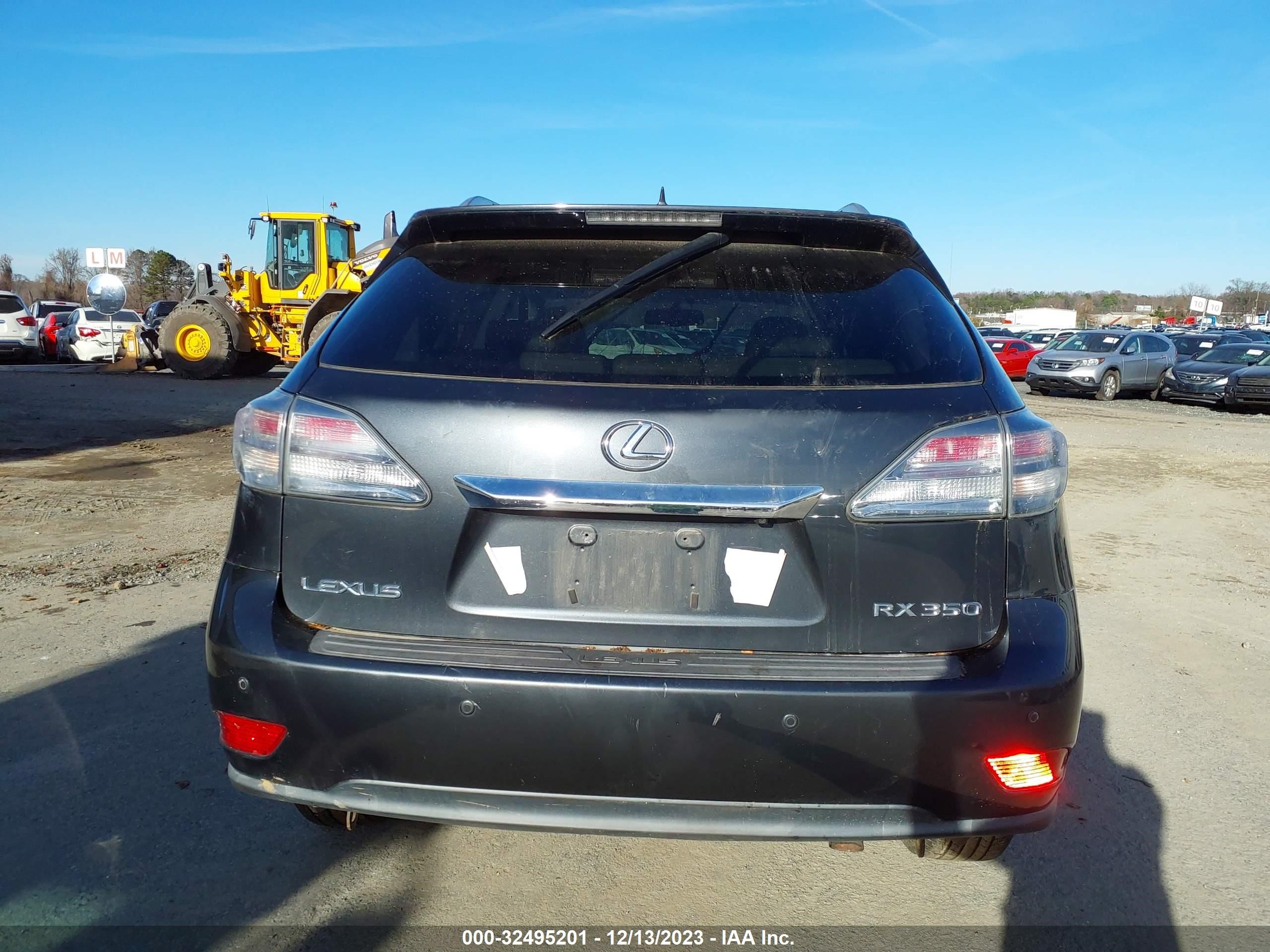 Photo 13 VIN: 2T2BK1BA6AC051097 - LEXUS RX 