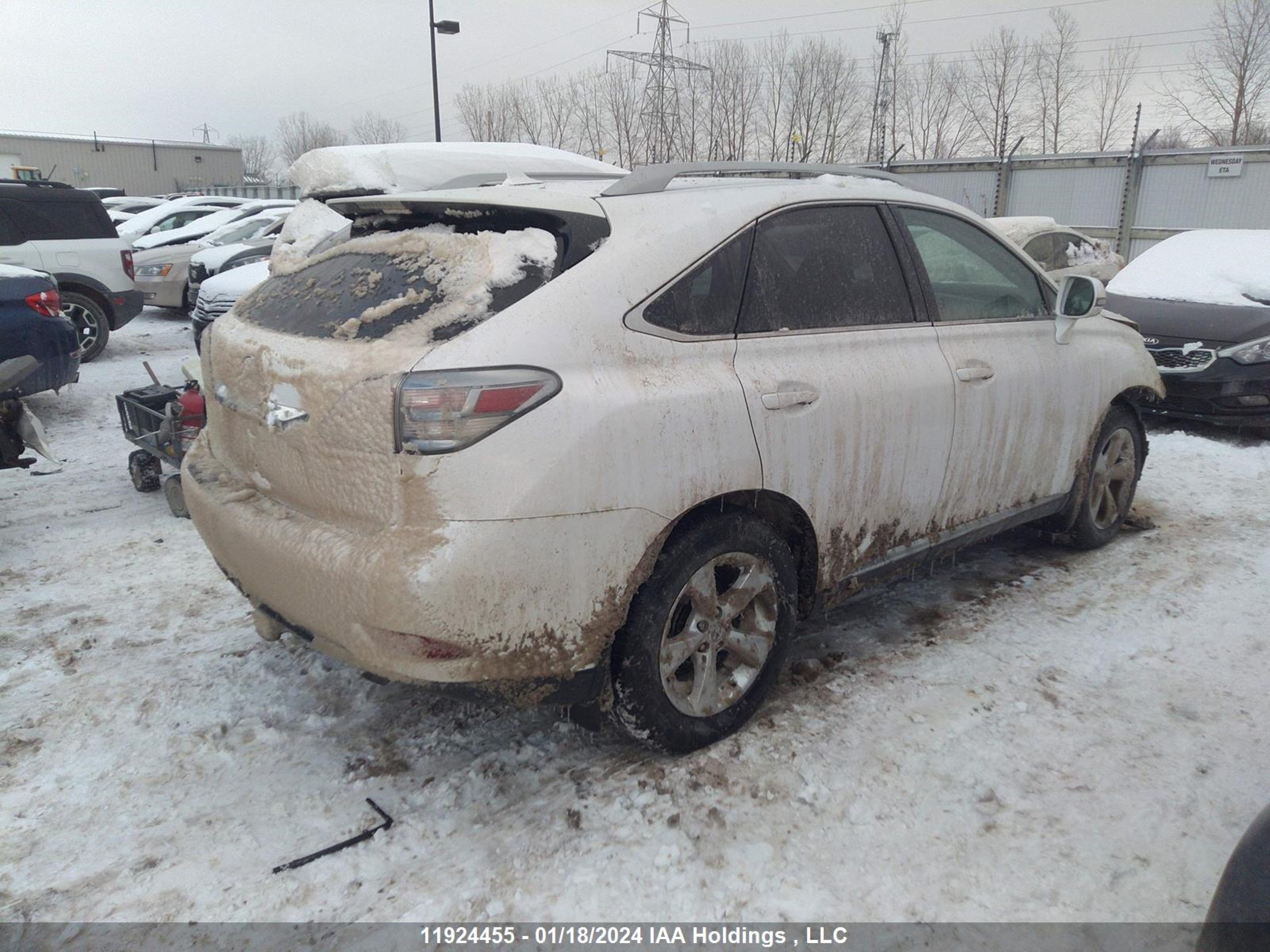 Photo 3 VIN: 2T2BK1BA6BC090774 - LEXUS RX 