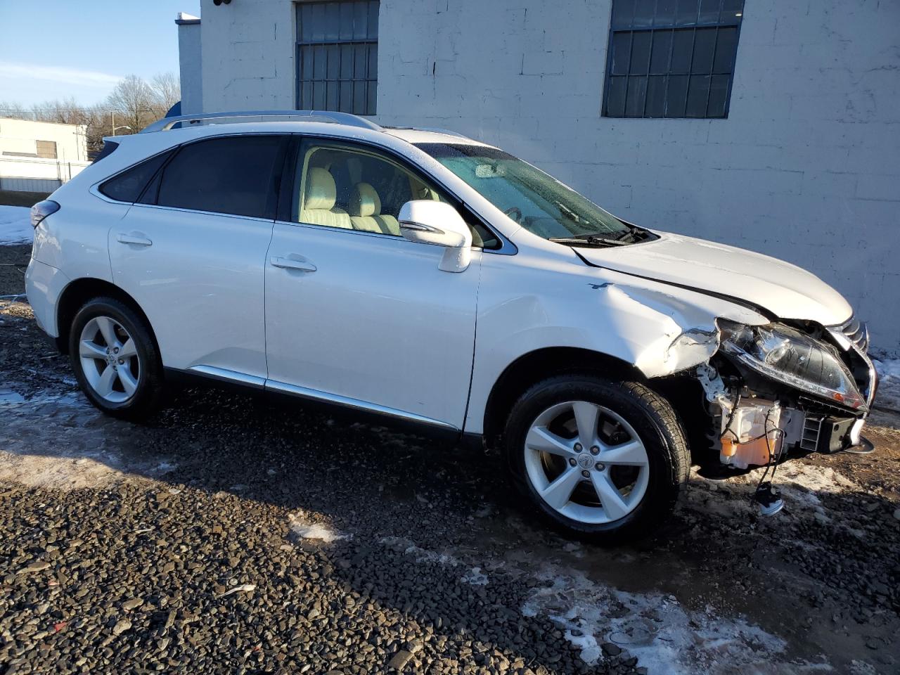 Photo 3 VIN: 2T2BK1BA6EC235462 - LEXUS RX 