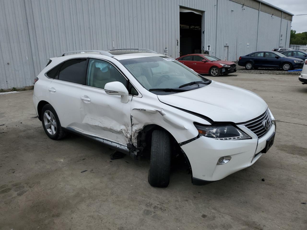 Photo 3 VIN: 2T2BK1BA6FC334719 - LEXUS RX 