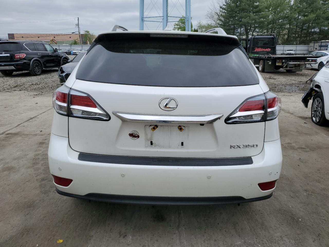 Photo 5 VIN: 2T2BK1BA6FC334719 - LEXUS RX 