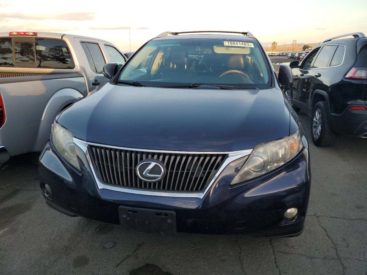 Photo 4 VIN: 2T2BK1BA7AC046328 - LEXUS RX 