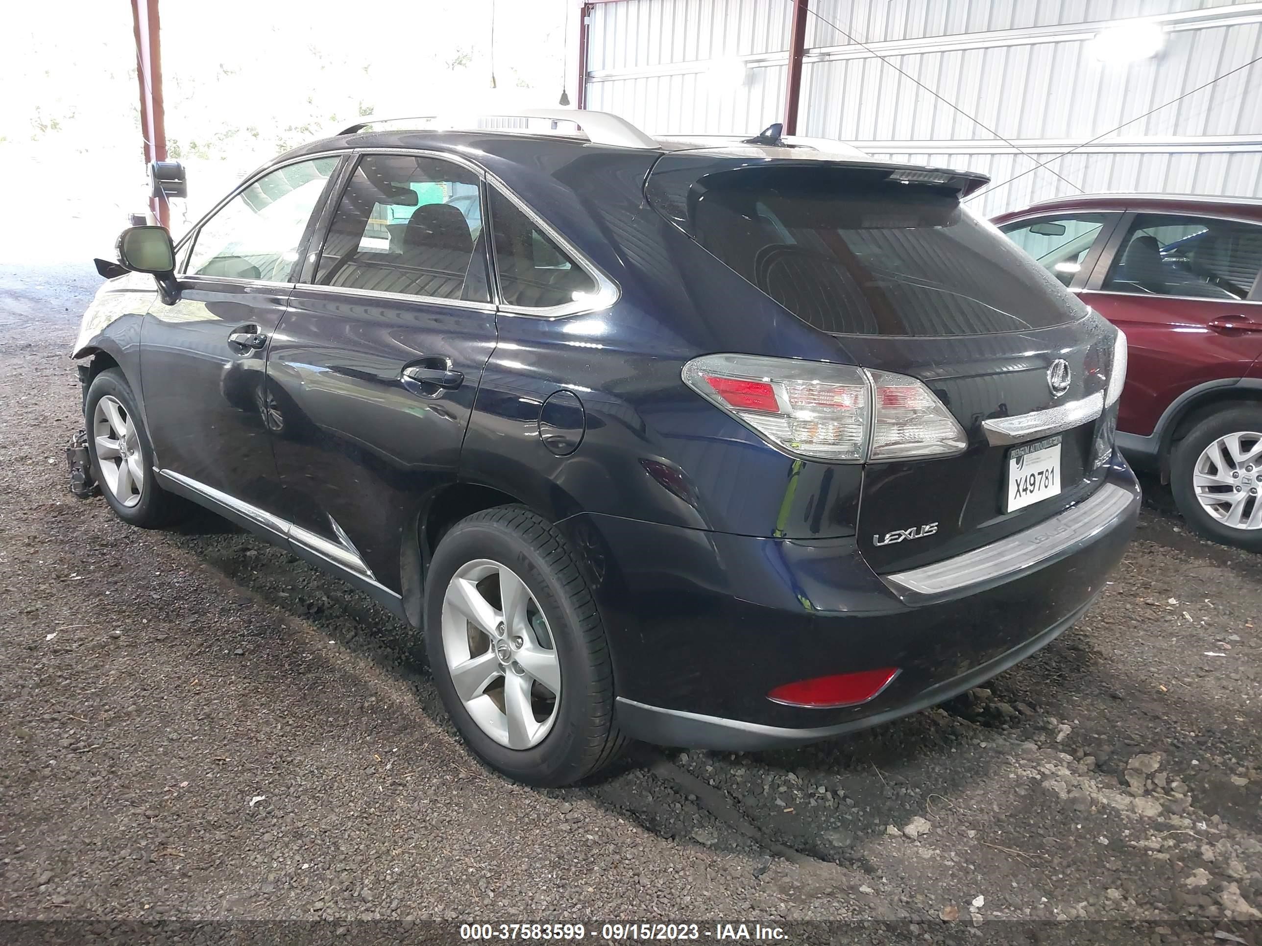 Photo 2 VIN: 2T2BK1BA7AC058026 - LEXUS RX 