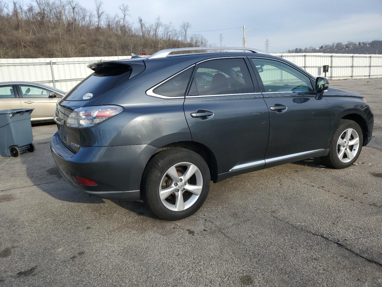 Photo 2 VIN: 2T2BK1BA8AC019056 - LEXUS RX 