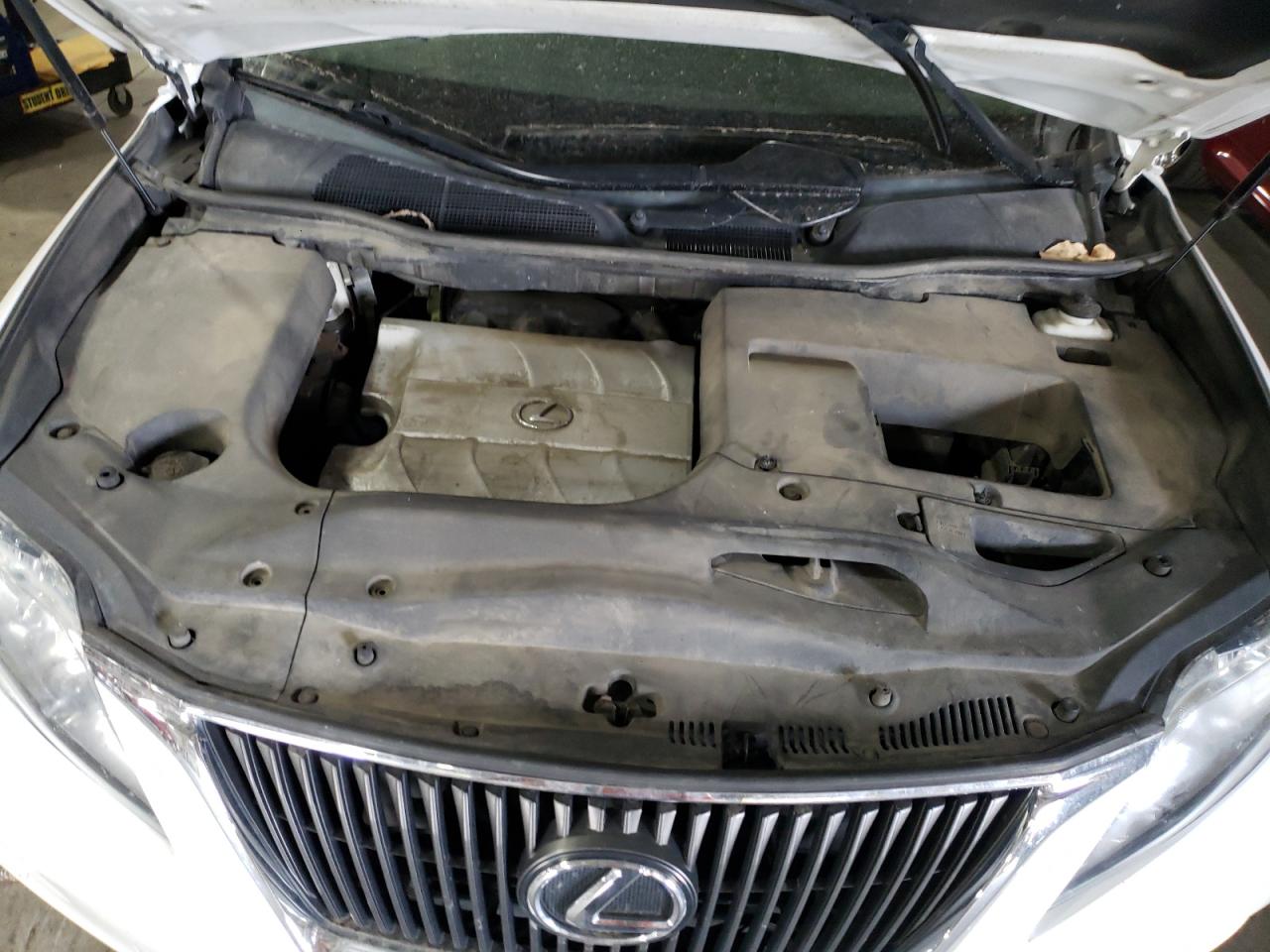 Photo 10 VIN: 2T2BK1BA8AC043910 - LEXUS RX 