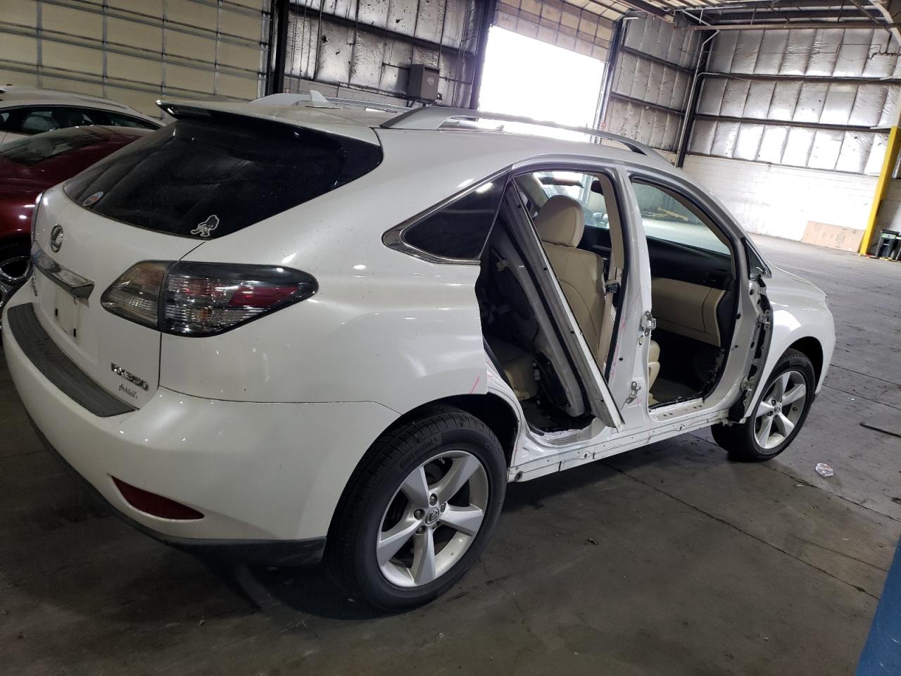 Photo 2 VIN: 2T2BK1BA8AC043910 - LEXUS RX 