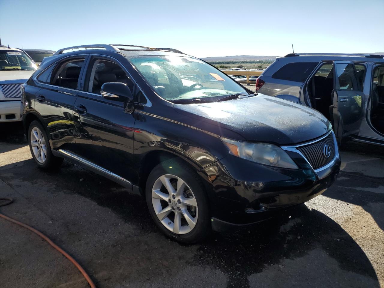 Photo 3 VIN: 2T2BK1BA8BC105968 - LEXUS RX 