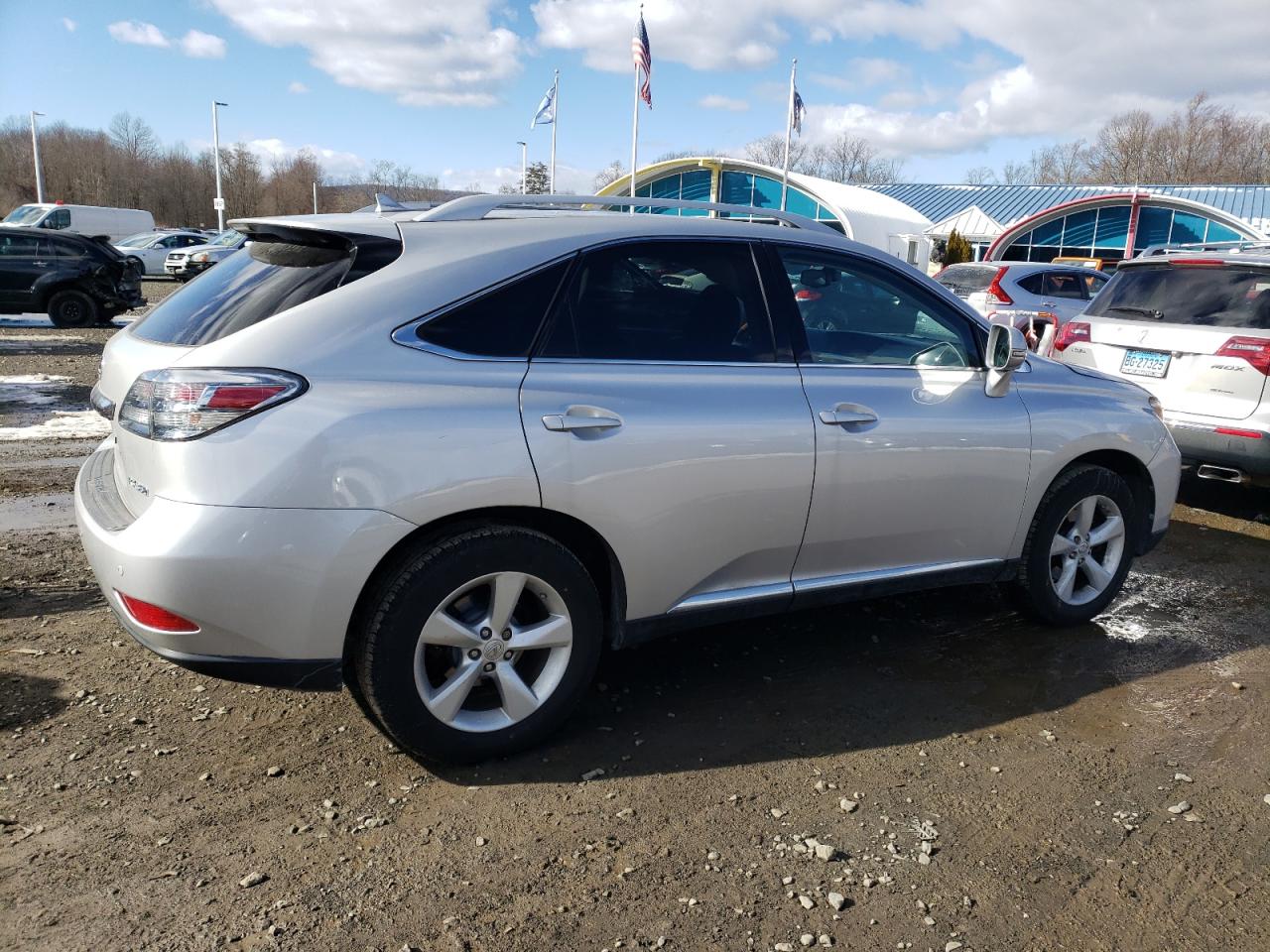 Photo 2 VIN: 2T2BK1BA8CC132864 - LEXUS RX 