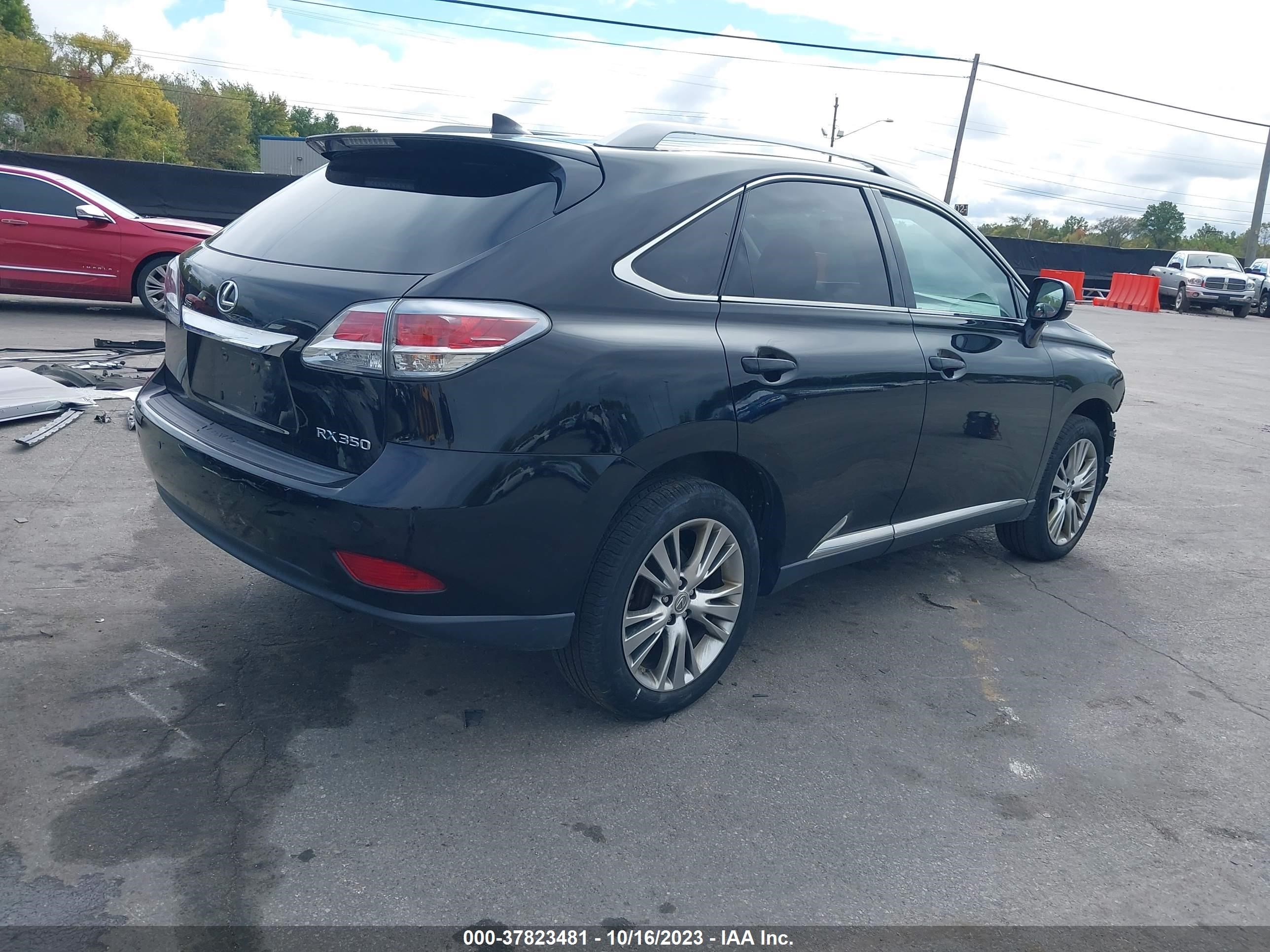 Photo 3 VIN: 2T2BK1BA8EC248116 - LEXUS RX 