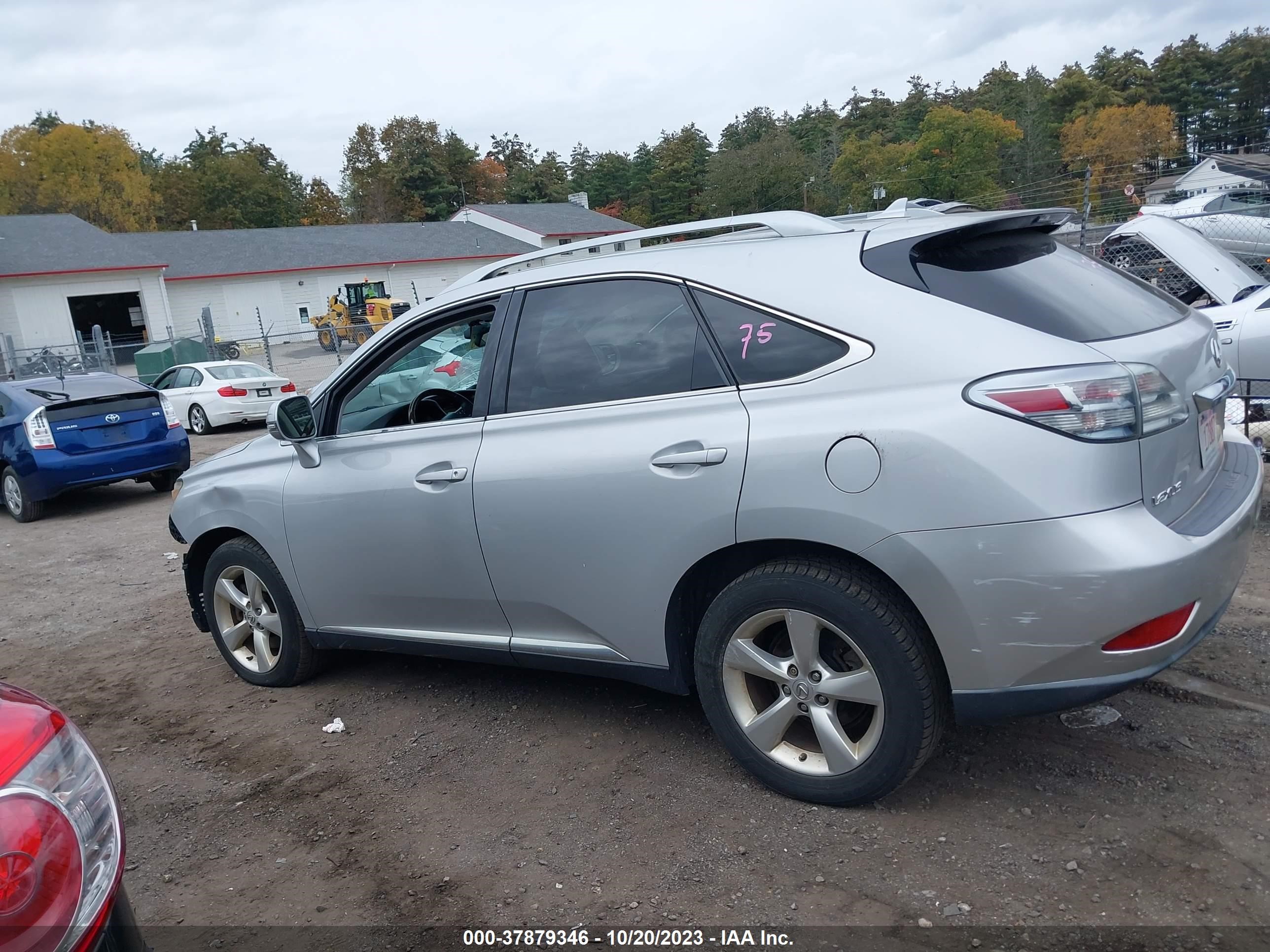 Photo 14 VIN: 2T2BK1BA9AC036318 - LEXUS RX 