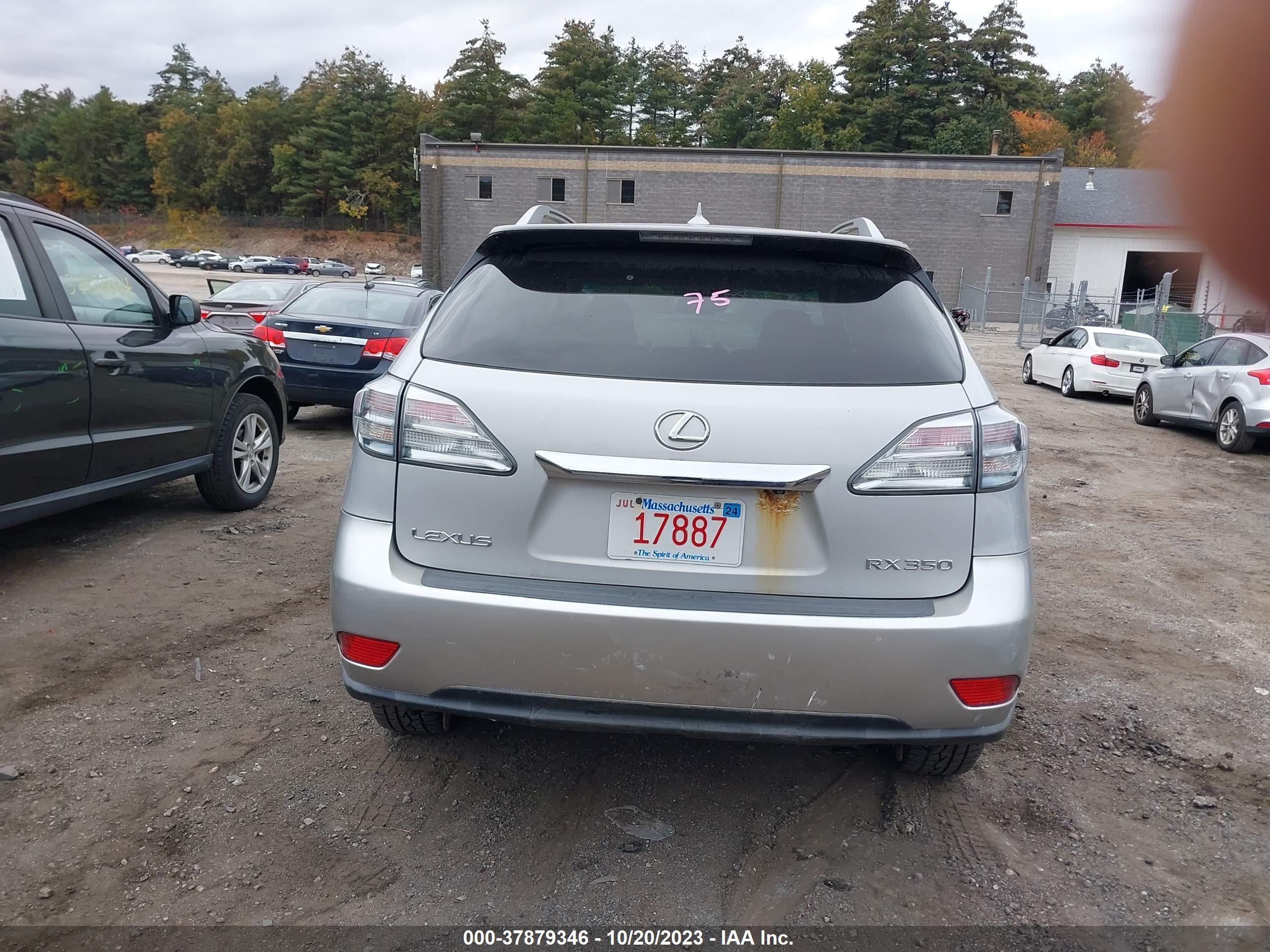 Photo 16 VIN: 2T2BK1BA9AC036318 - LEXUS RX 