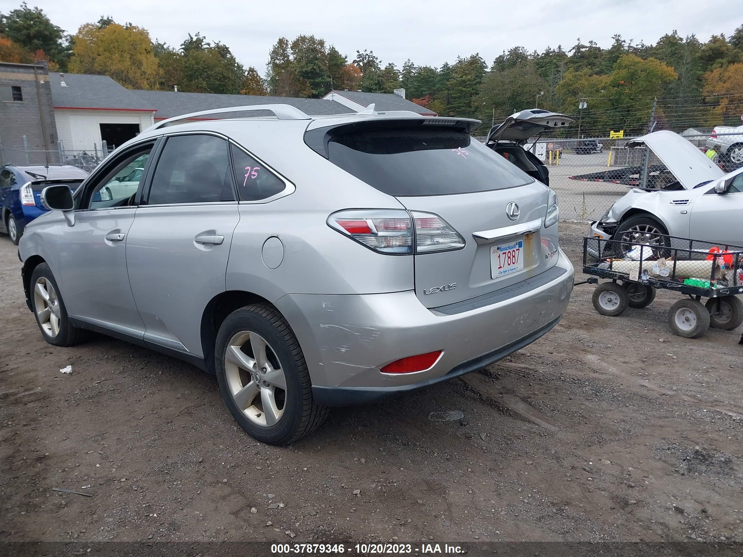 Photo 2 VIN: 2T2BK1BA9AC036318 - LEXUS RX 