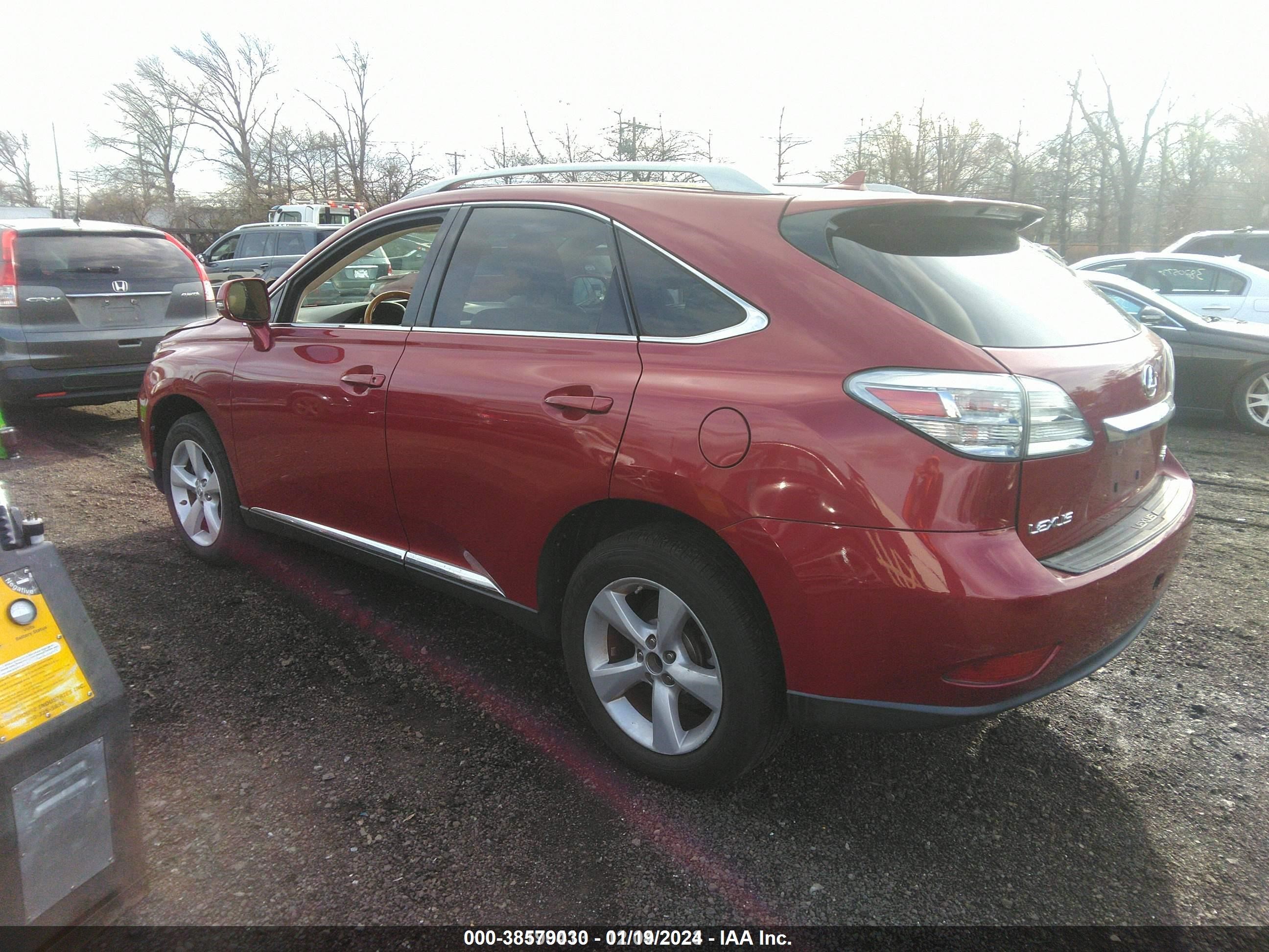 Photo 2 VIN: 2T2BK1BA9AC041857 - LEXUS RX 