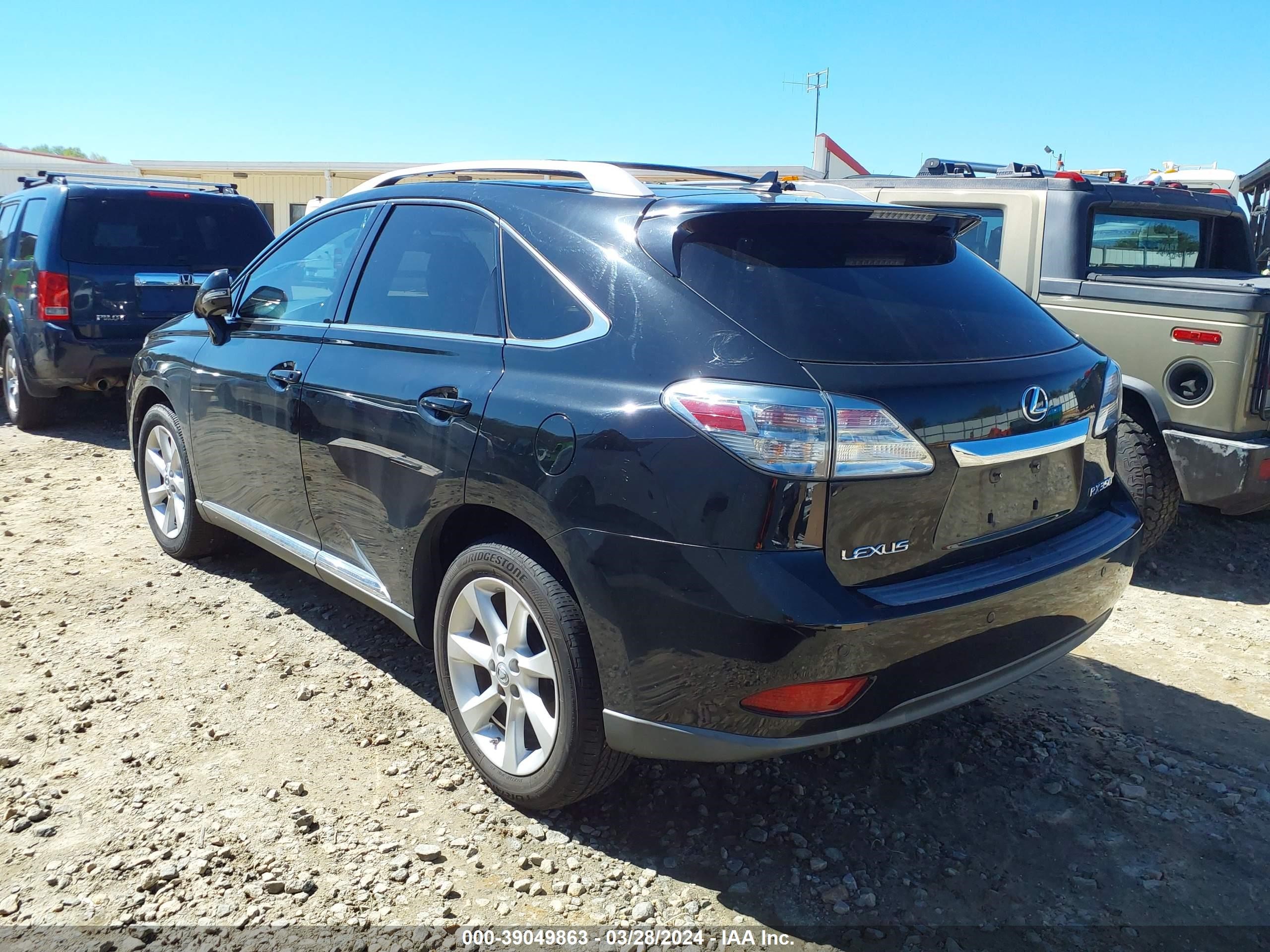 Photo 2 VIN: 2T2BK1BAXAC066783 - LEXUS RX 