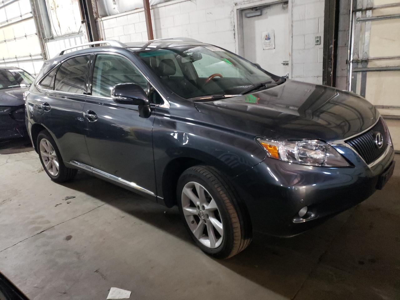 Photo 3 VIN: 2T2BK1BAXBC115823 - LEXUS RX 