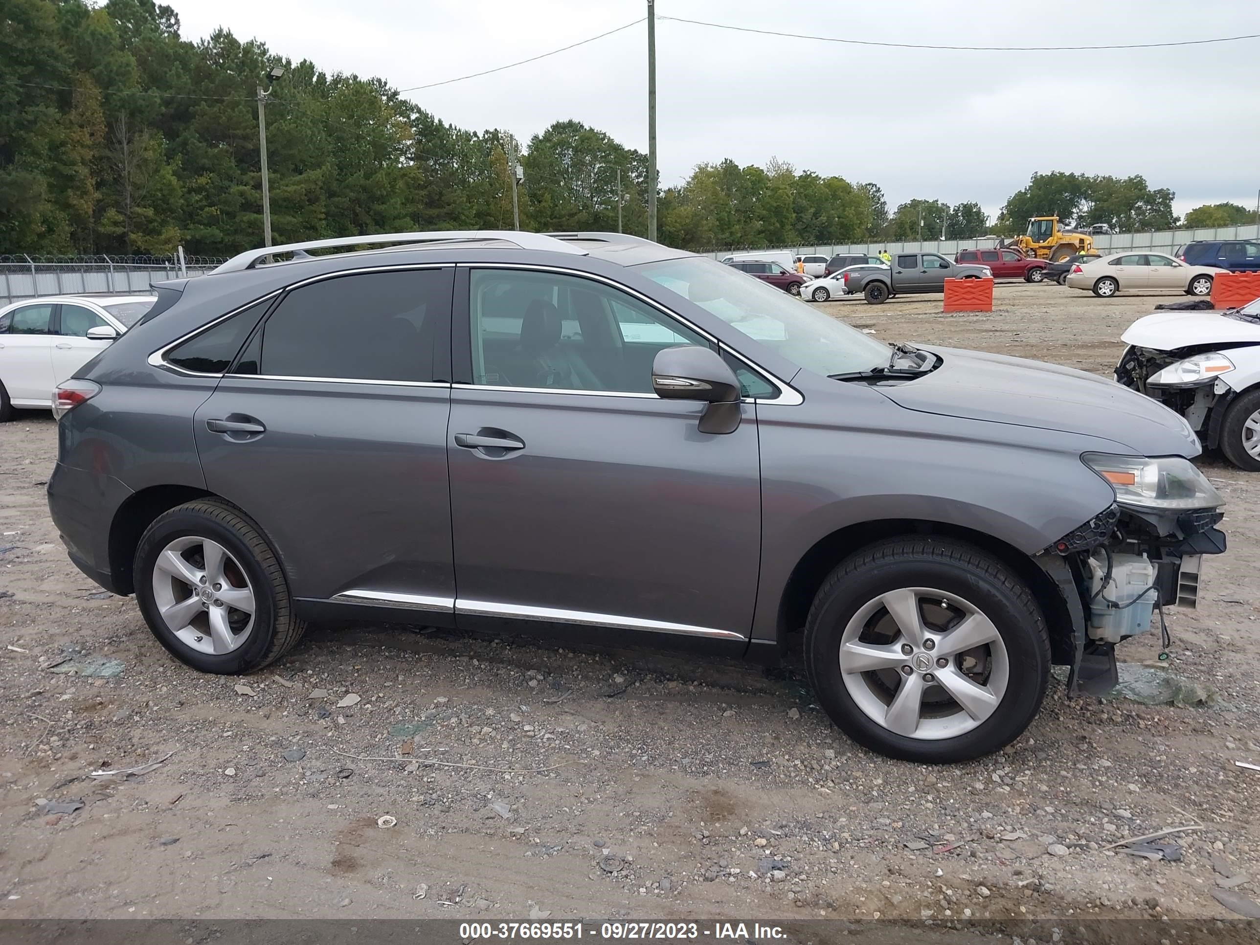 Photo 13 VIN: 2T2BK1BAXDC161820 - LEXUS RX 