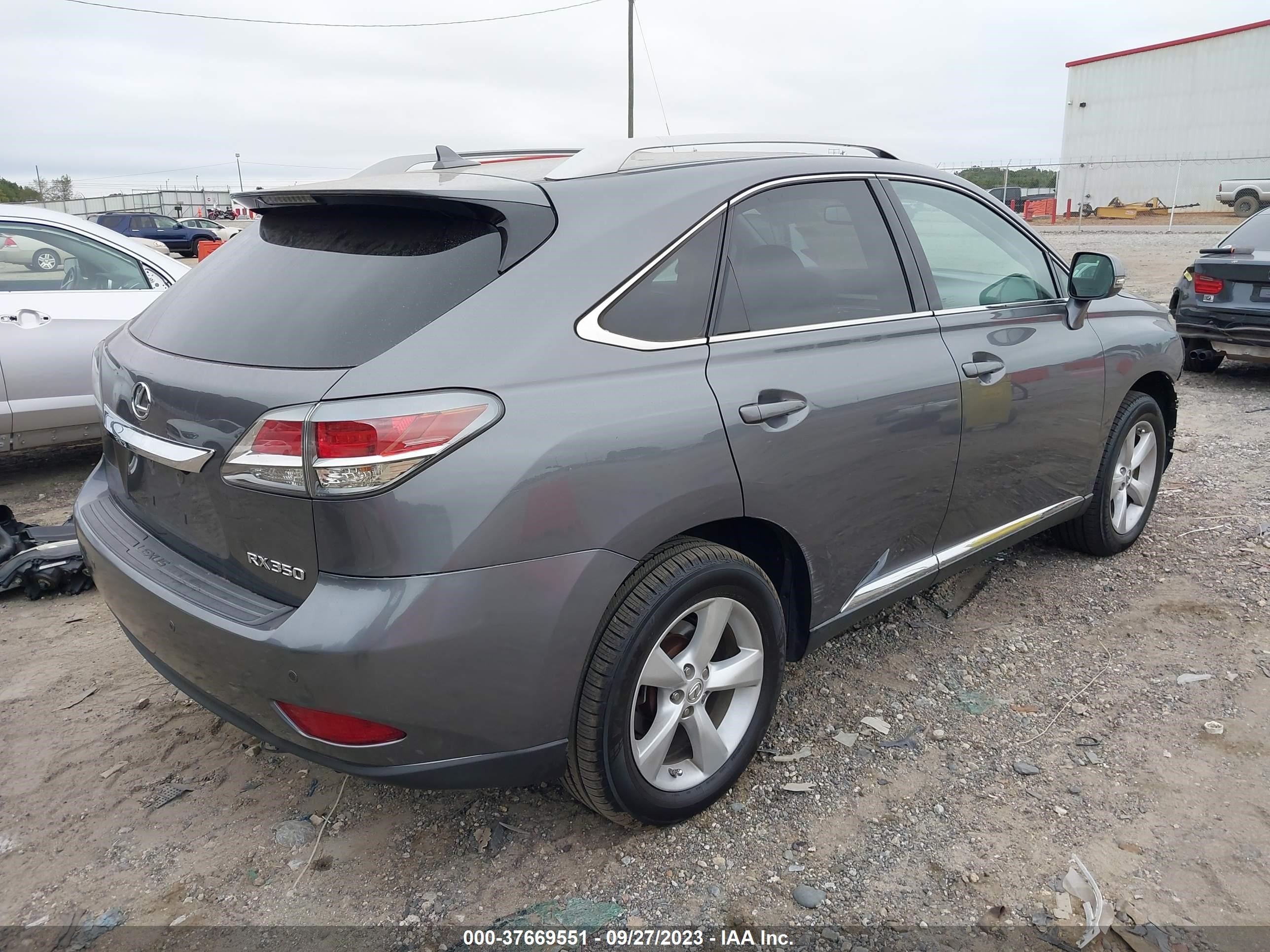 Photo 3 VIN: 2T2BK1BAXDC161820 - LEXUS RX 