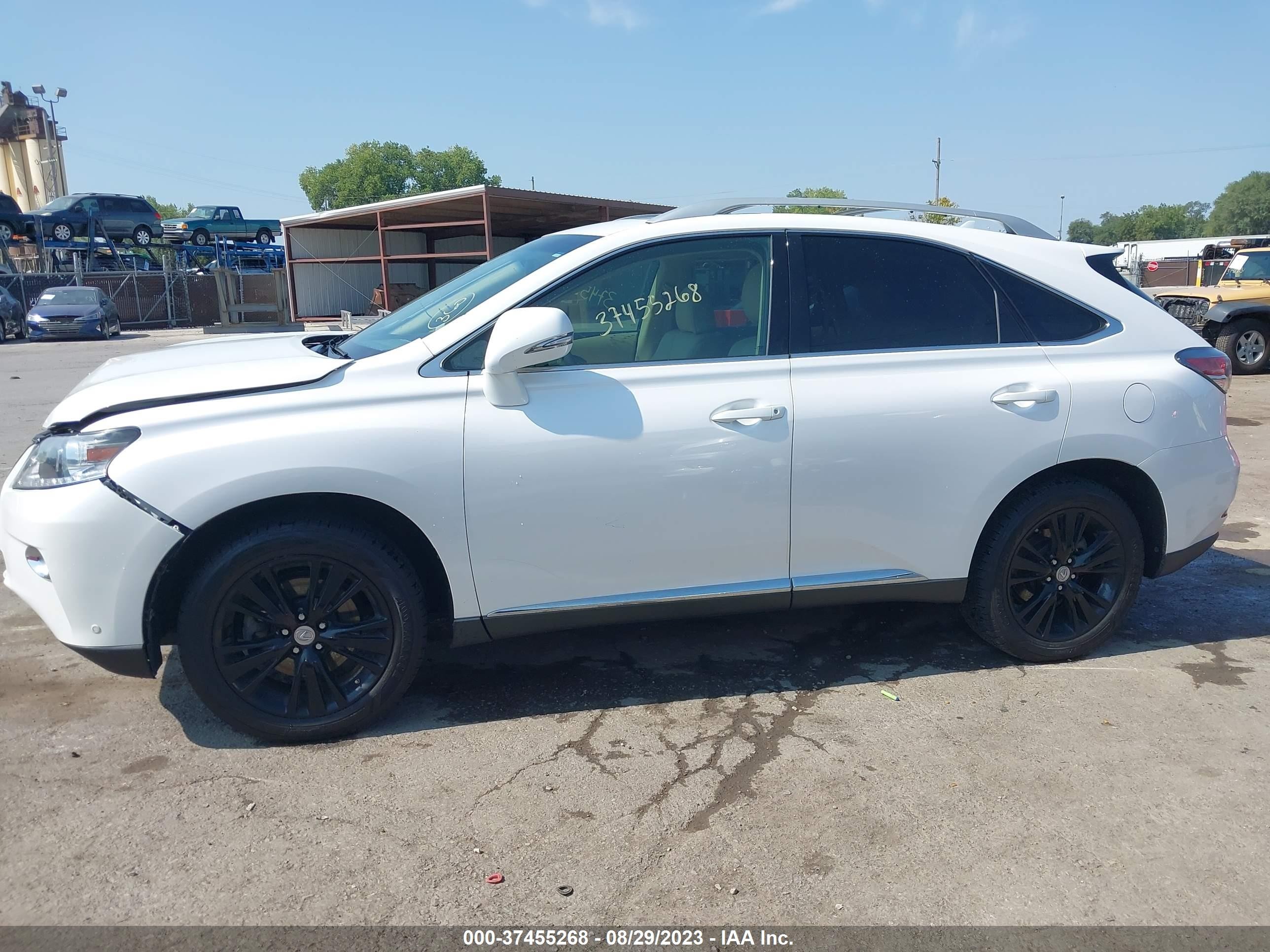 Photo 13 VIN: 2T2BK1BAXDC212491 - LEXUS RX 