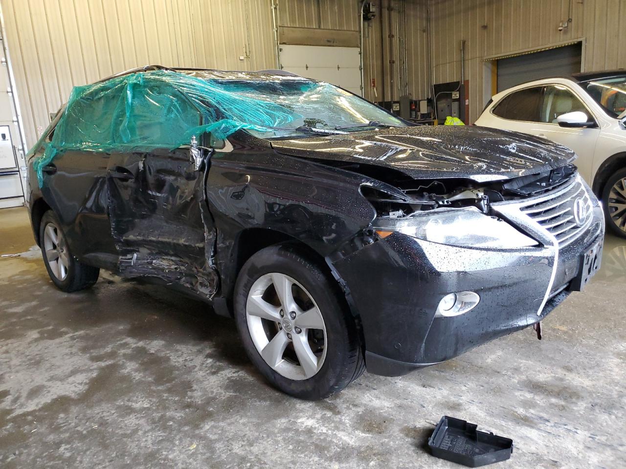 Photo 3 VIN: 2T2BK1BAXFC303747 - LEXUS RX 