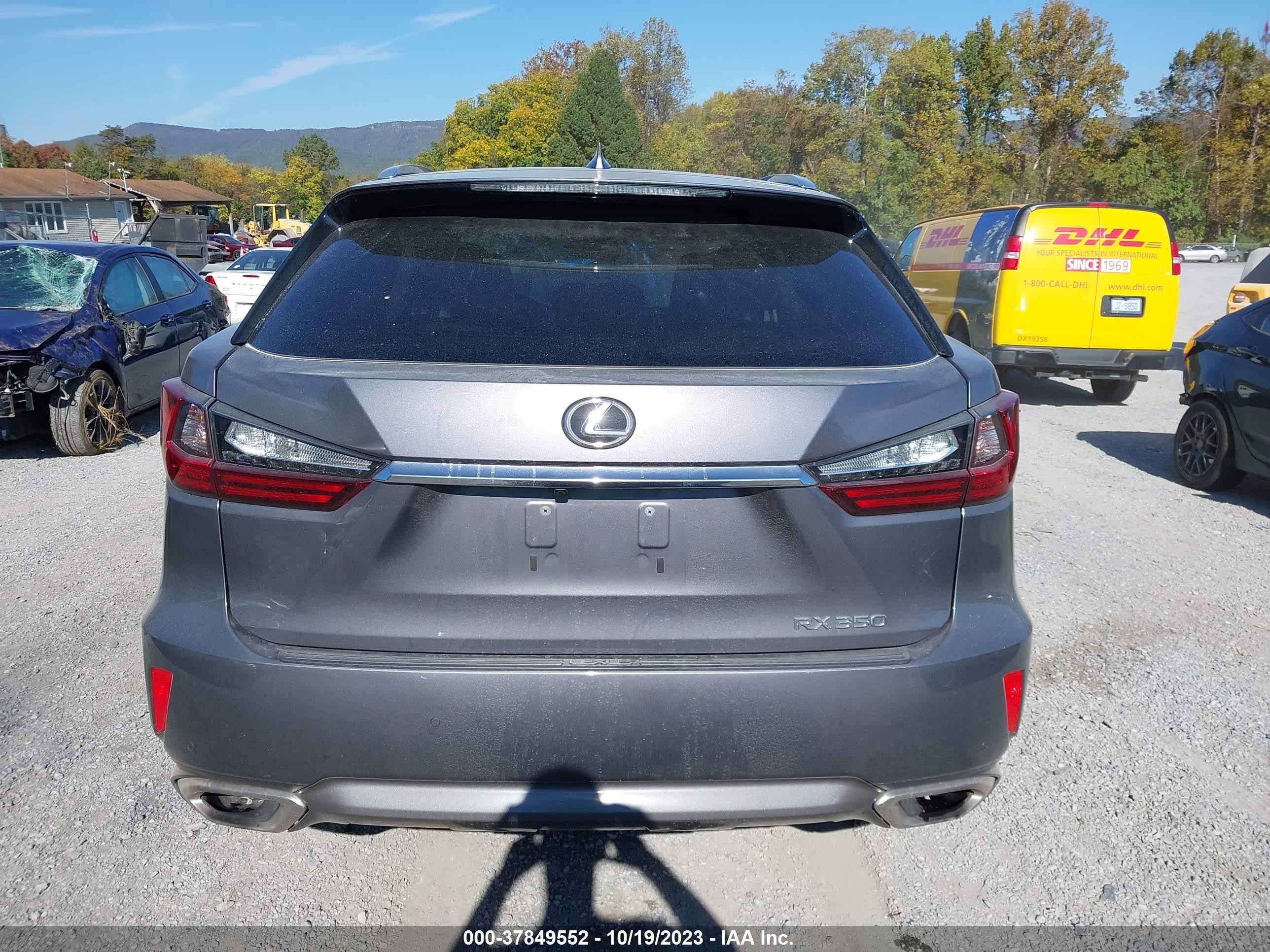 Photo 16 VIN: 2T2BZMCA0HC095957 - LEXUS RX 