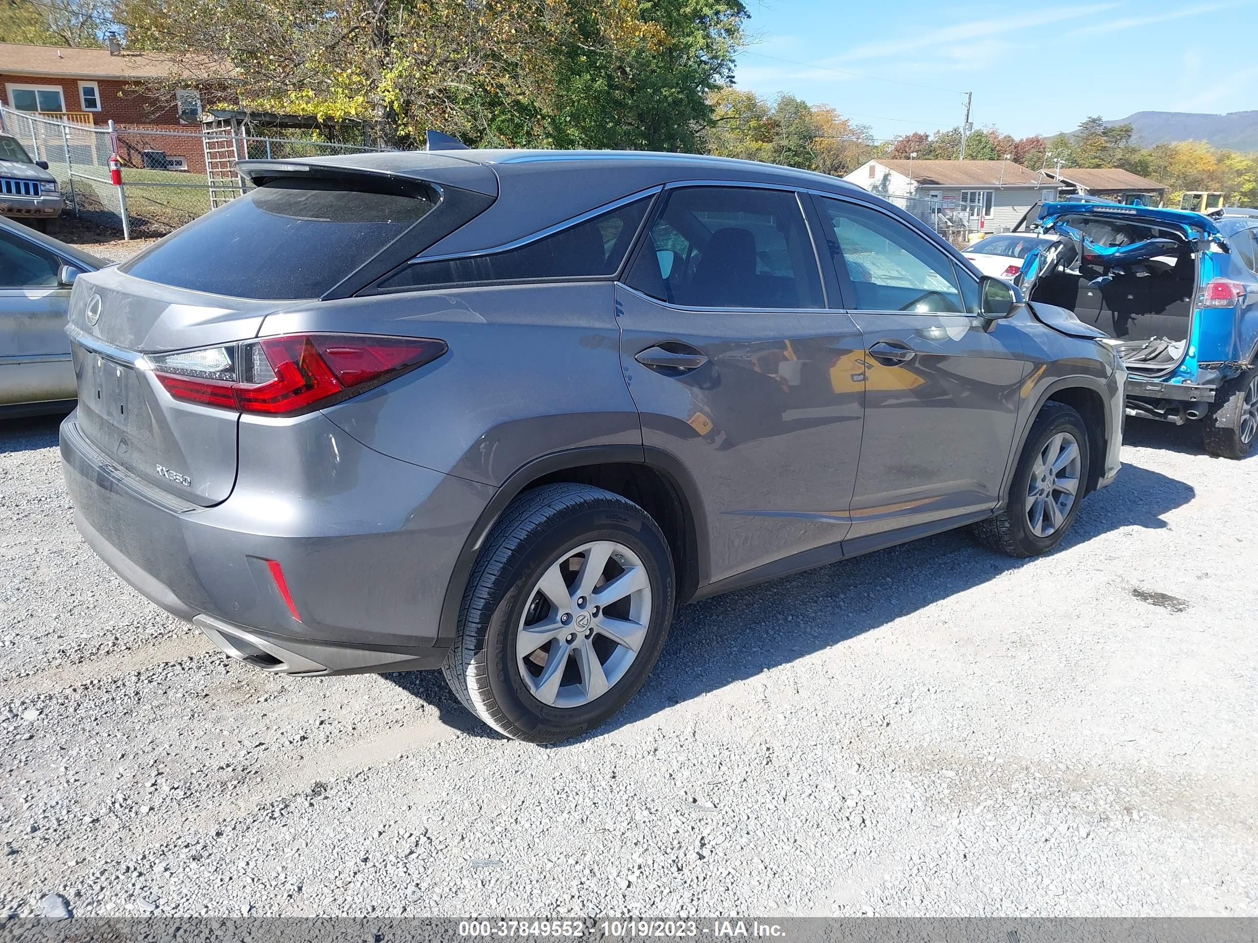 Photo 3 VIN: 2T2BZMCA0HC095957 - LEXUS RX 