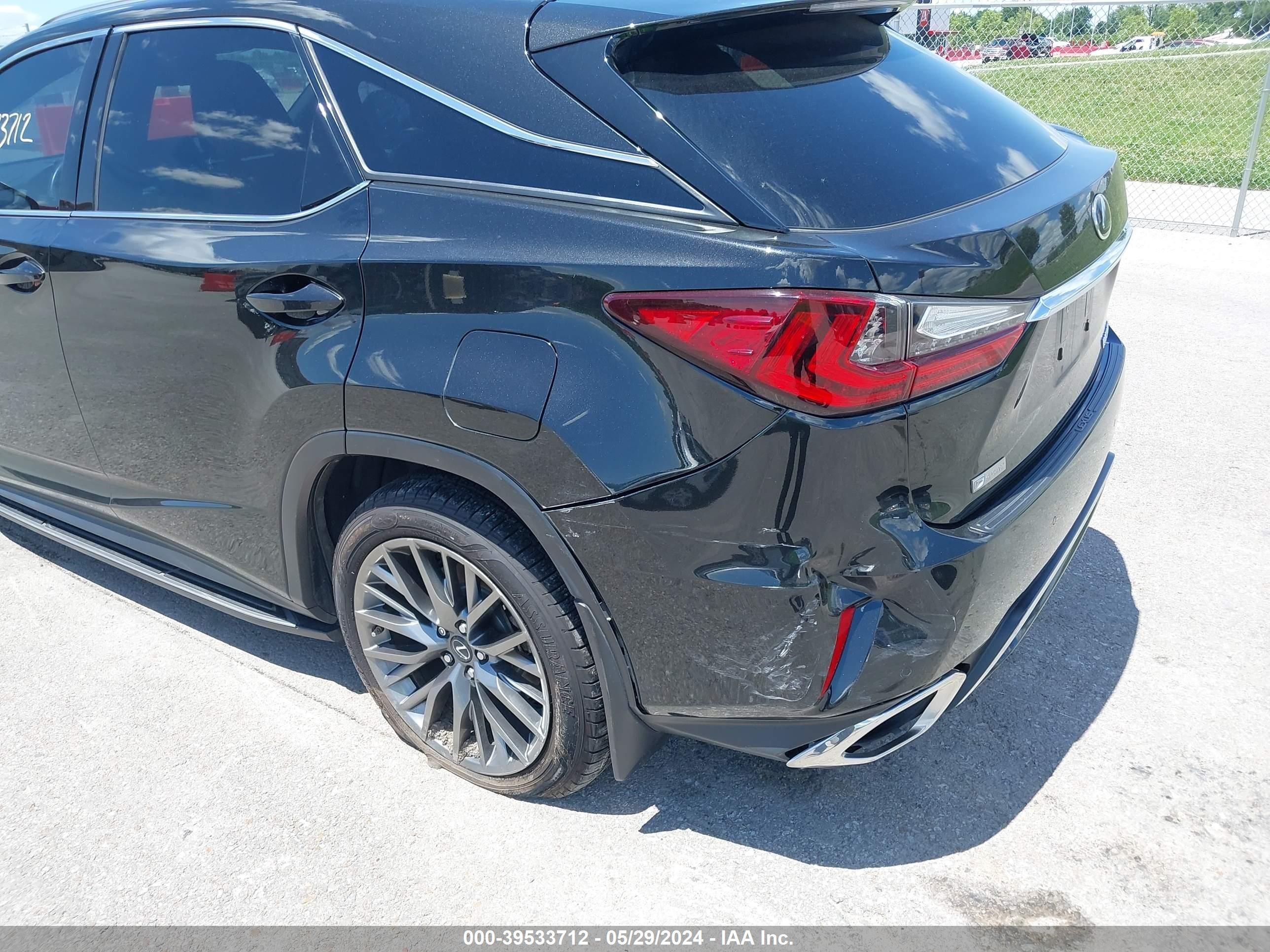 Photo 16 VIN: 2T2BZMCA0JC164801 - LEXUS RX 