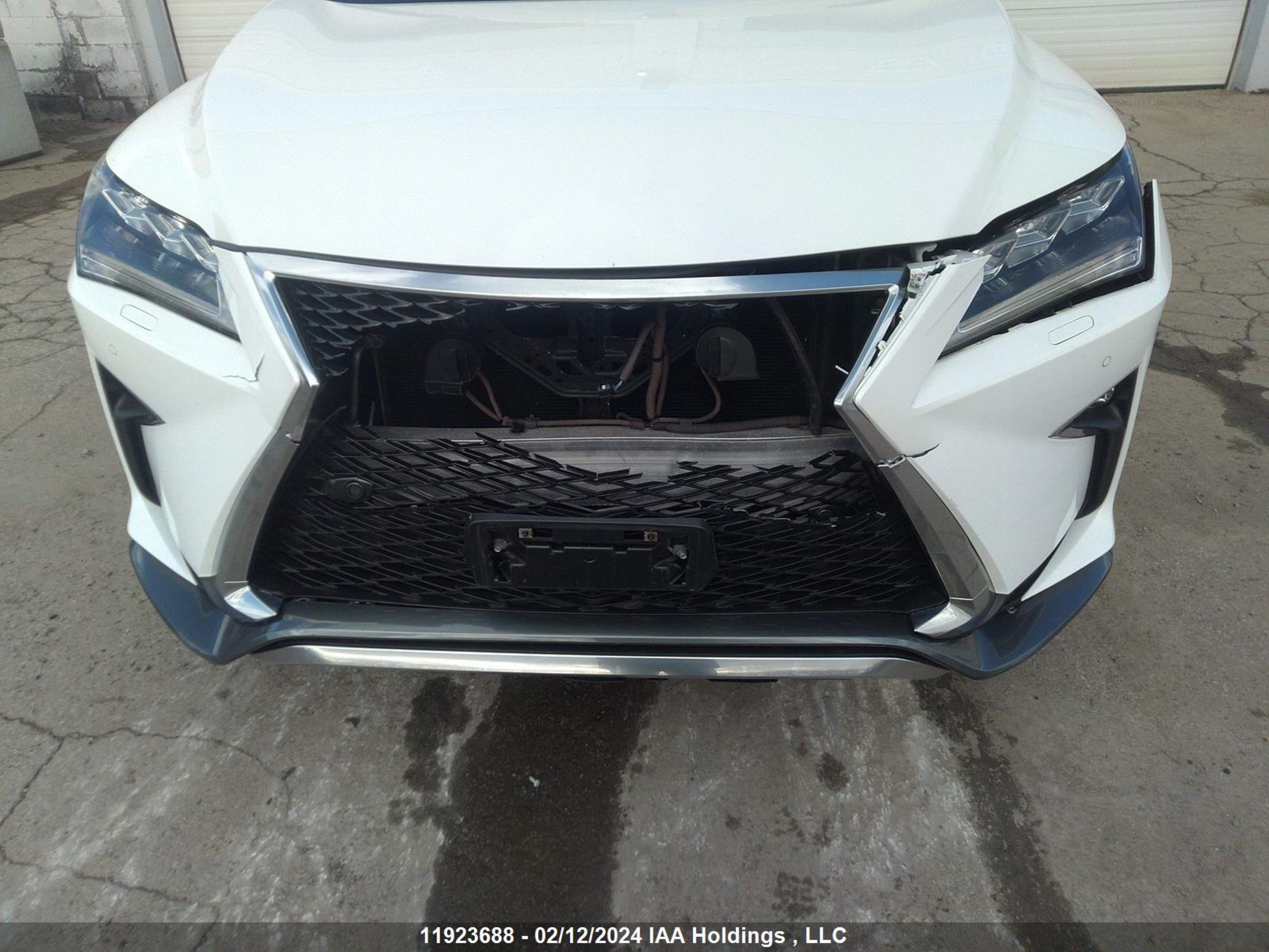 Photo 5 VIN: 2T2BZMCA1HC098561 - LEXUS RX 