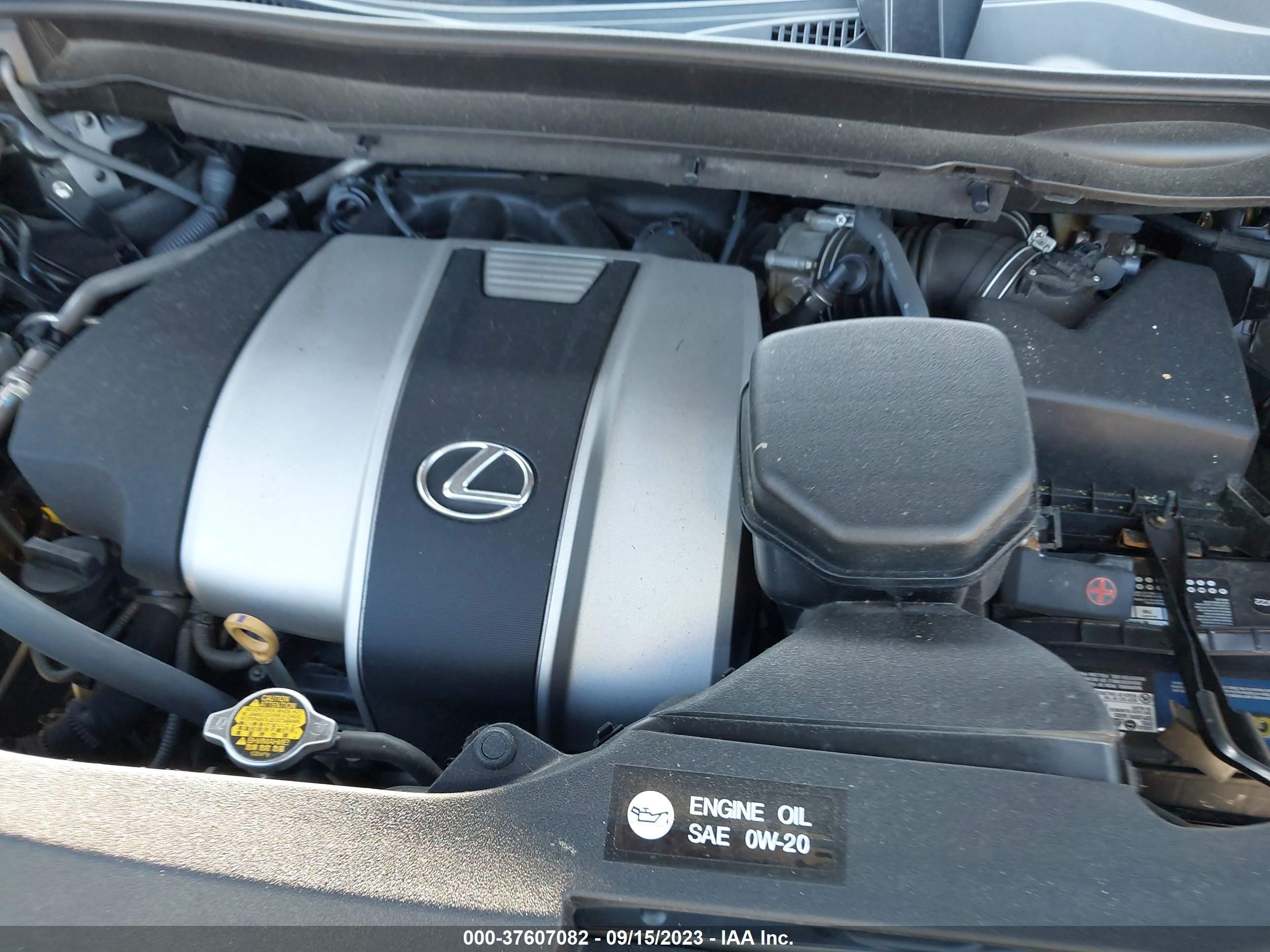 Photo 9 VIN: 2T2BZMCA2GC030056 - LEXUS RX 