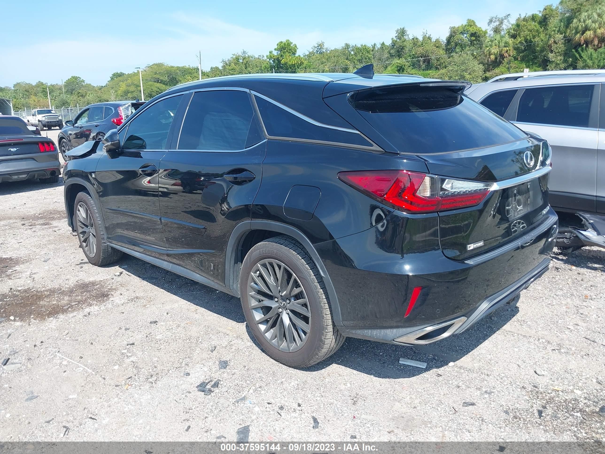 Photo 2 VIN: 2T2BZMCA2JC153928 - LEXUS RX 